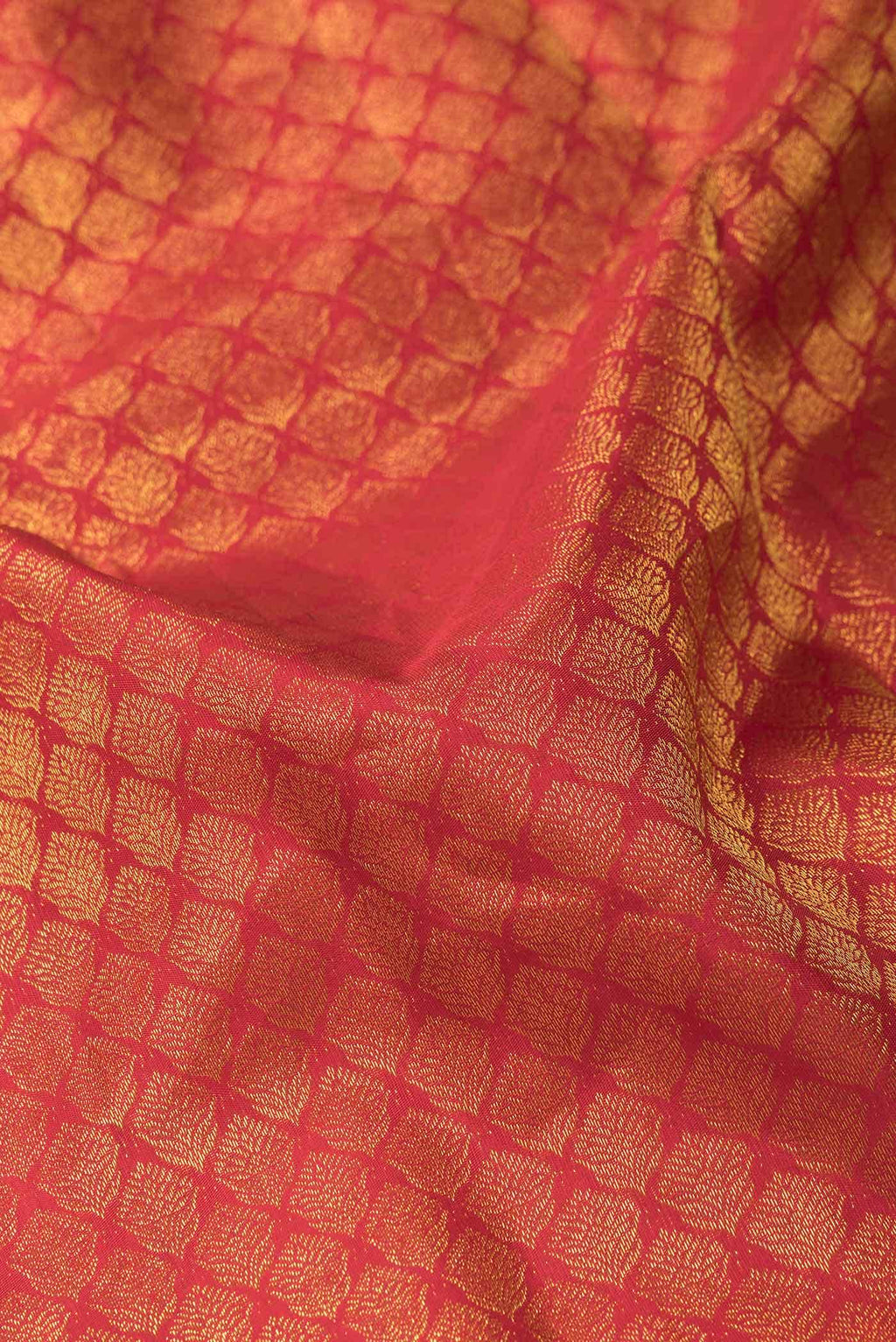 Red Dual Tone Kanchipuram Silk Saree