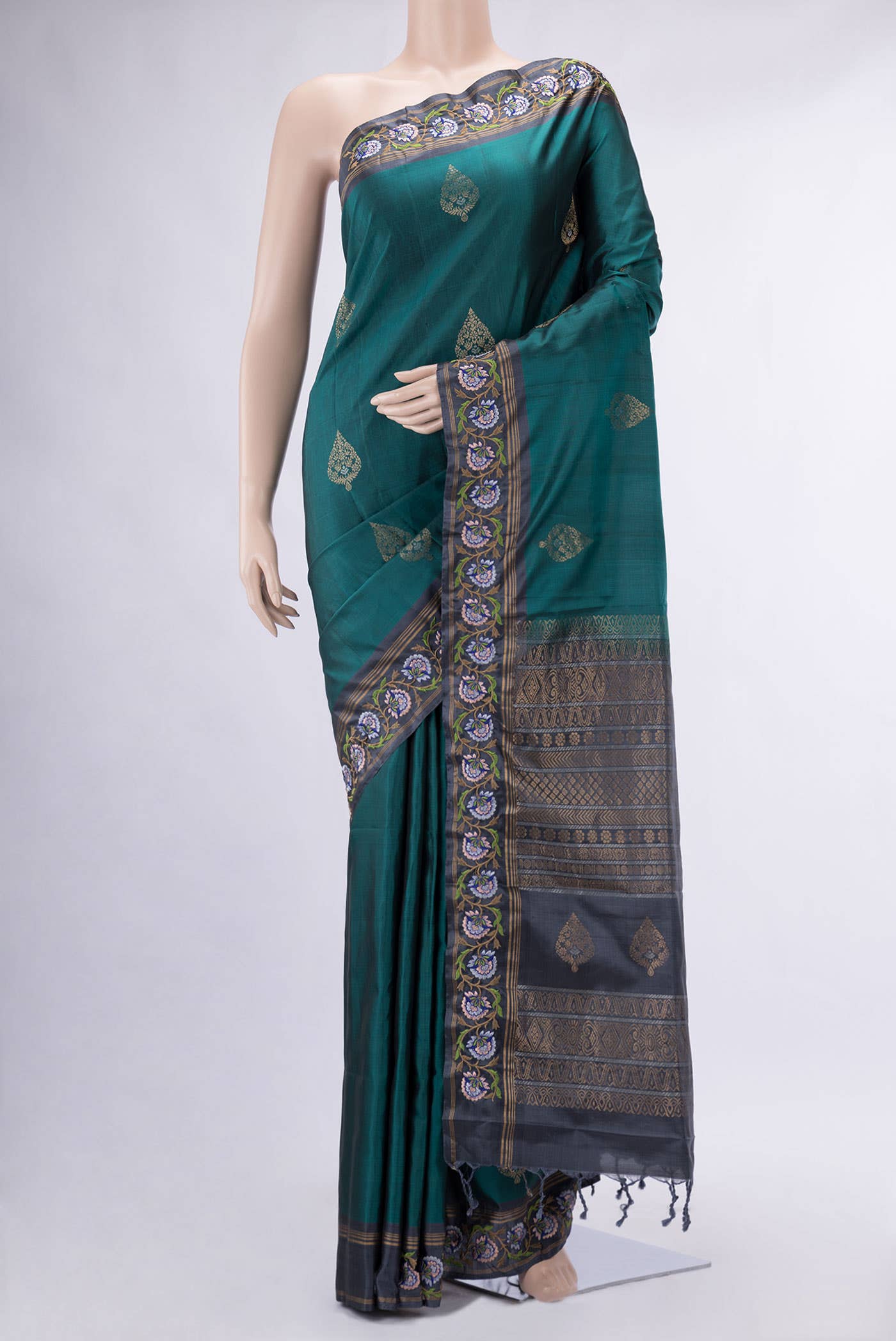Green Dual Tone Kanchipuram Silk Saree