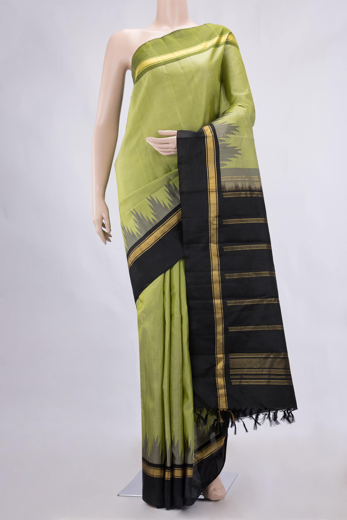 Pista Green Dual Tone Kanchipuram Silk Saree