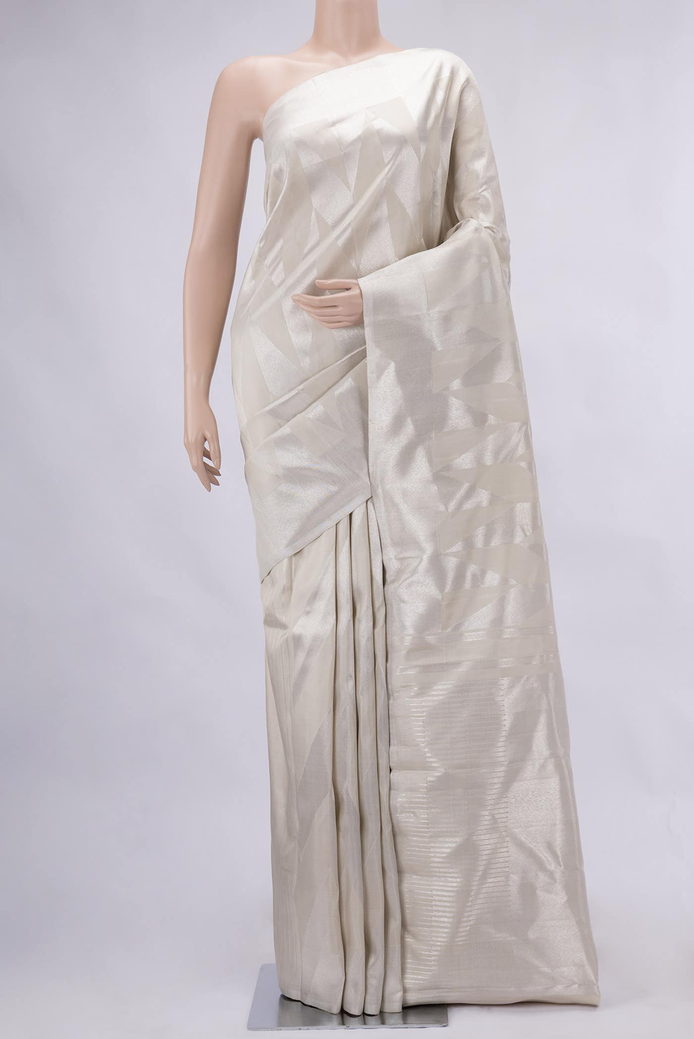 Beige Dual Tone Kanchipuram Silk Saree