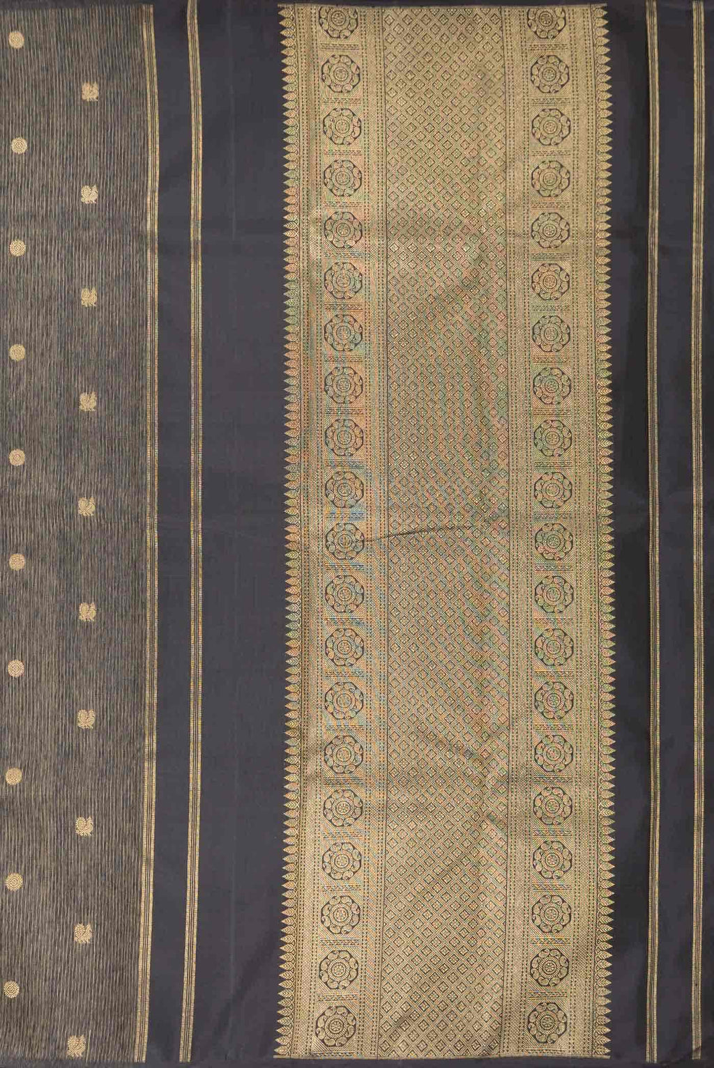 Pure Silk Pure Zari Black Dual Tone Kanchipuram Saree