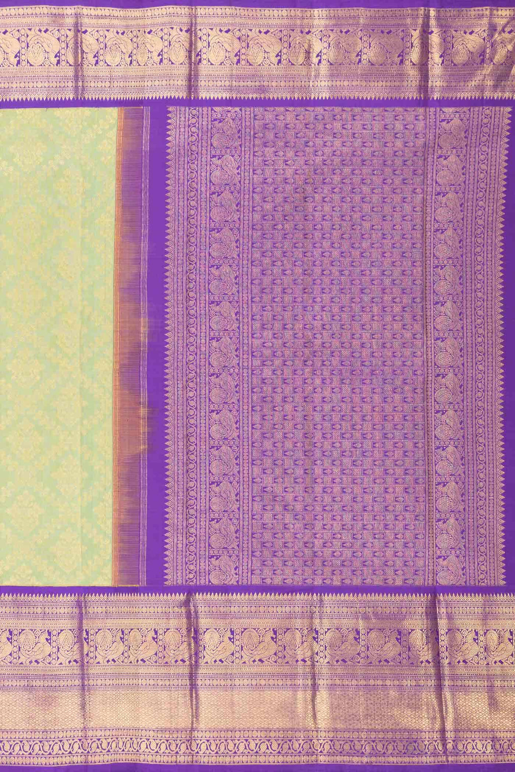 Green Dual Tone Kanchipuram Silk Saree