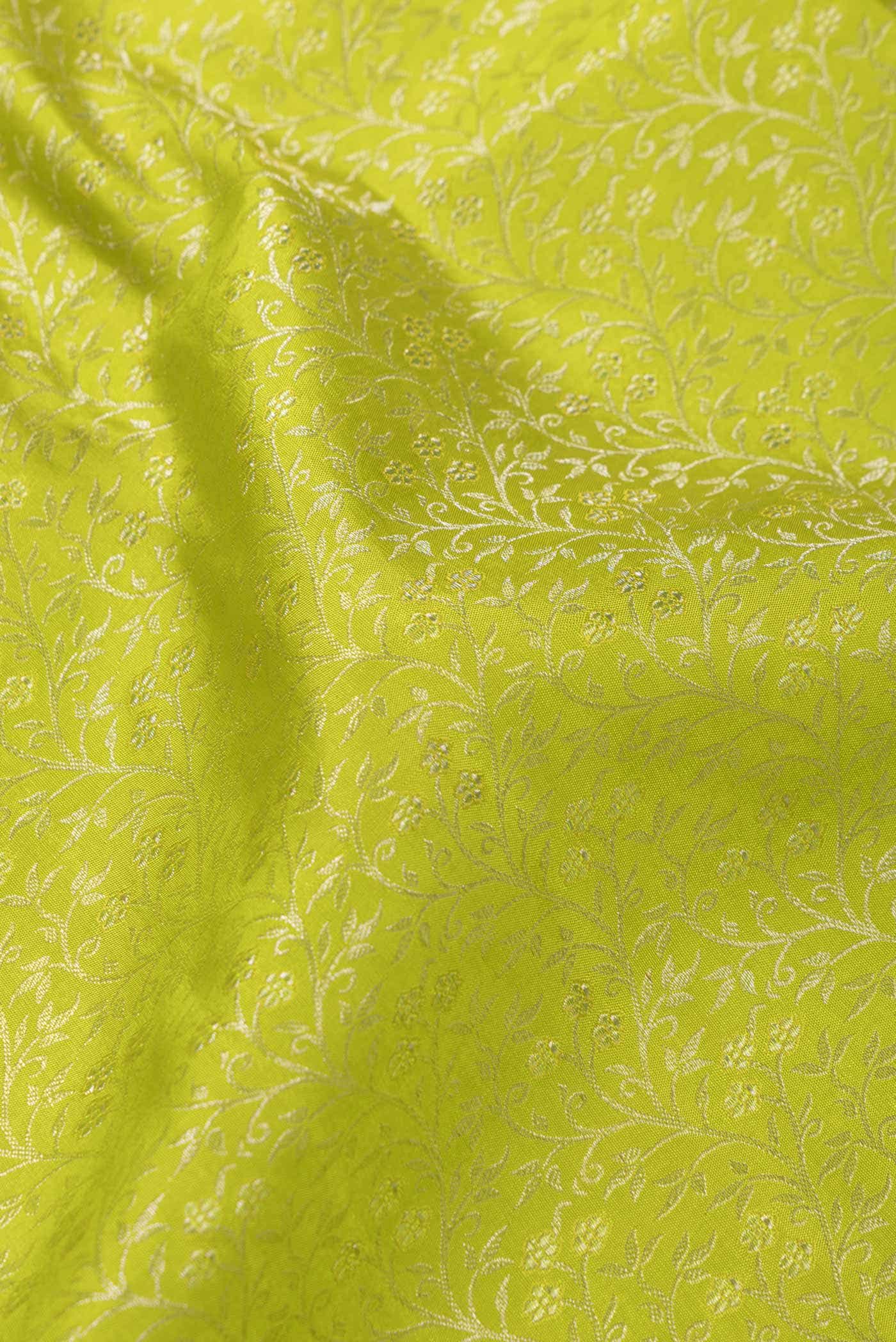 Parrot Green Dual Tone Kanchipuram Silk Saree