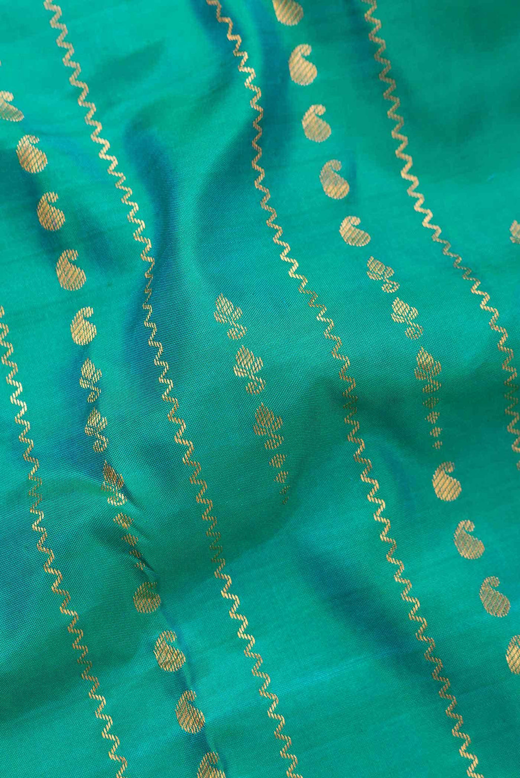 Green Dual Tone Kanchipuram Silk Saree