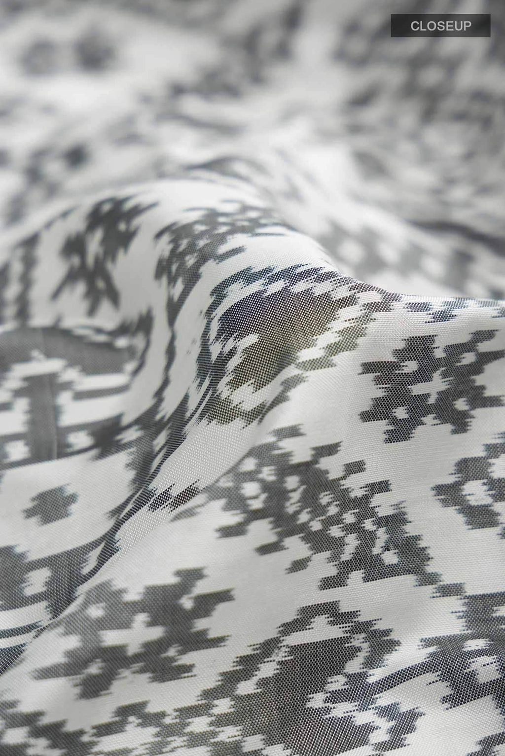 White Pochampally Silk Saree
