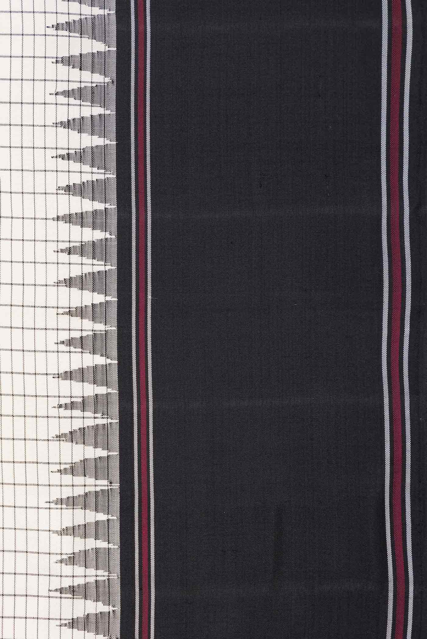Off White Dual Tone Kanchipuram Silk Saree