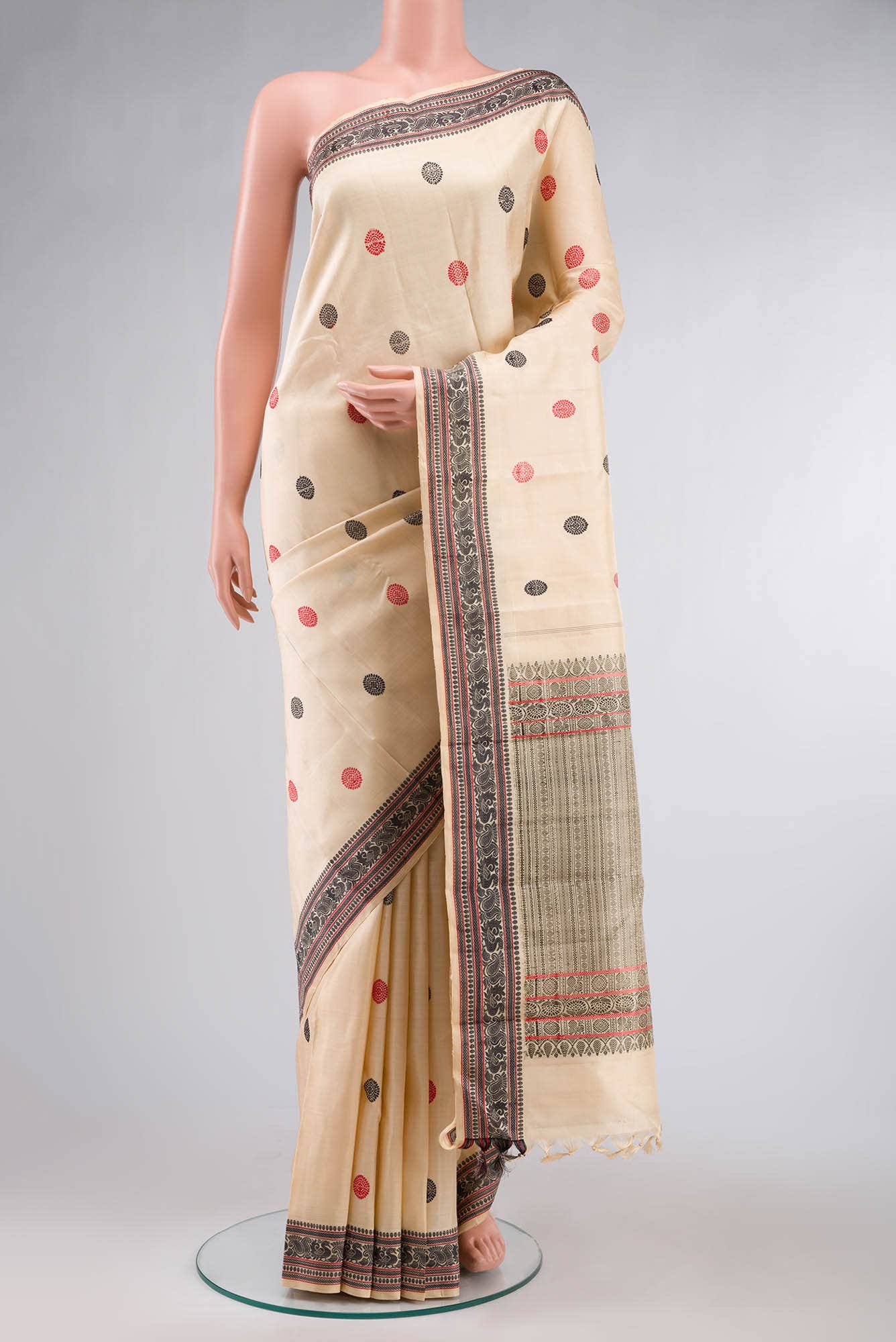 Cream Kanchipuram Silk Saree