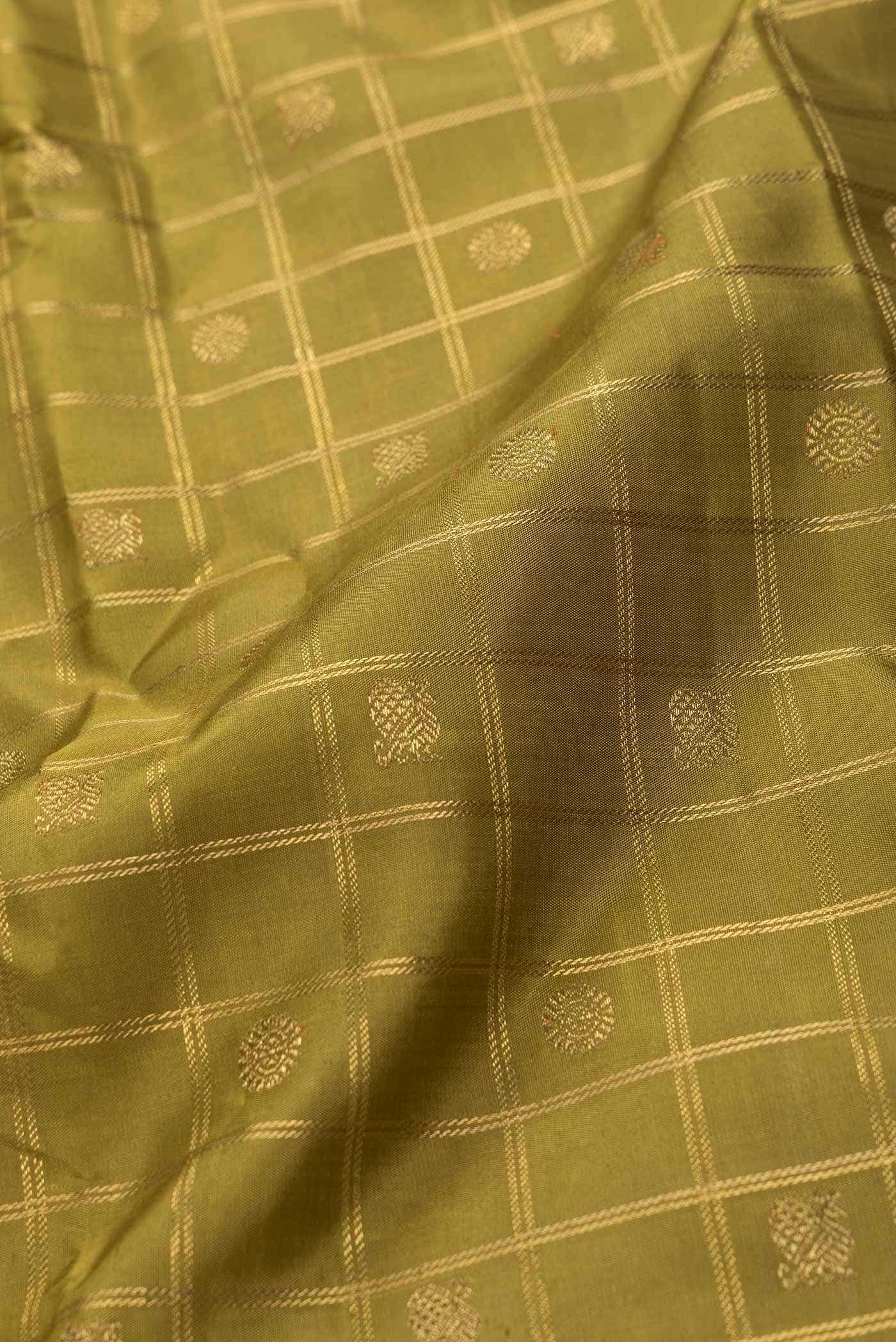 Pure Silk Pure Zari Mehandi Green Dual Tone Kanchipuram Saree