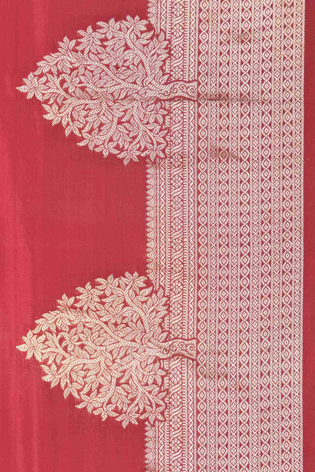 Deep Red Dual Tone Kanchipuram Silk Saree