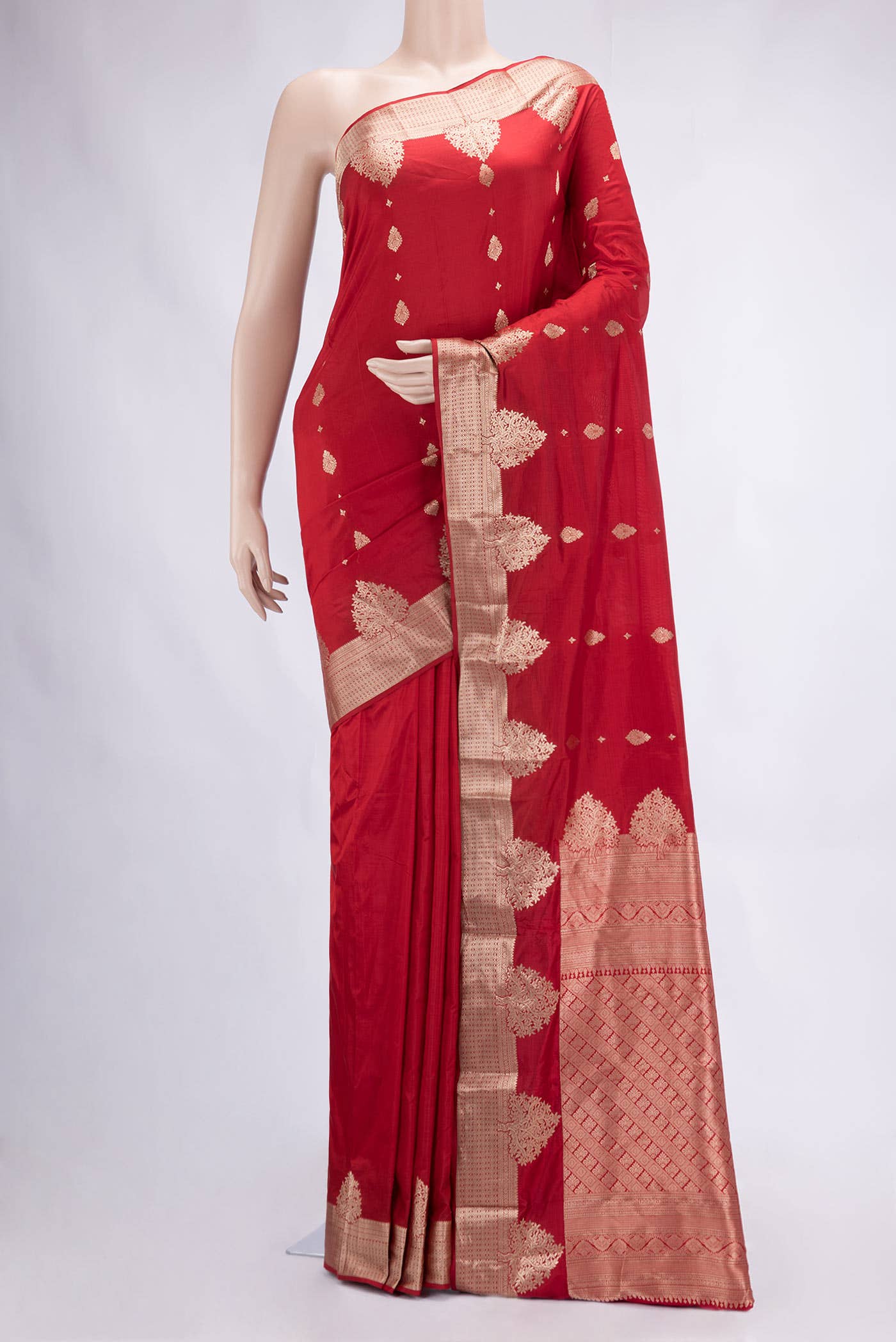 Deep Red Dual Tone Kanchipuram Silk Saree