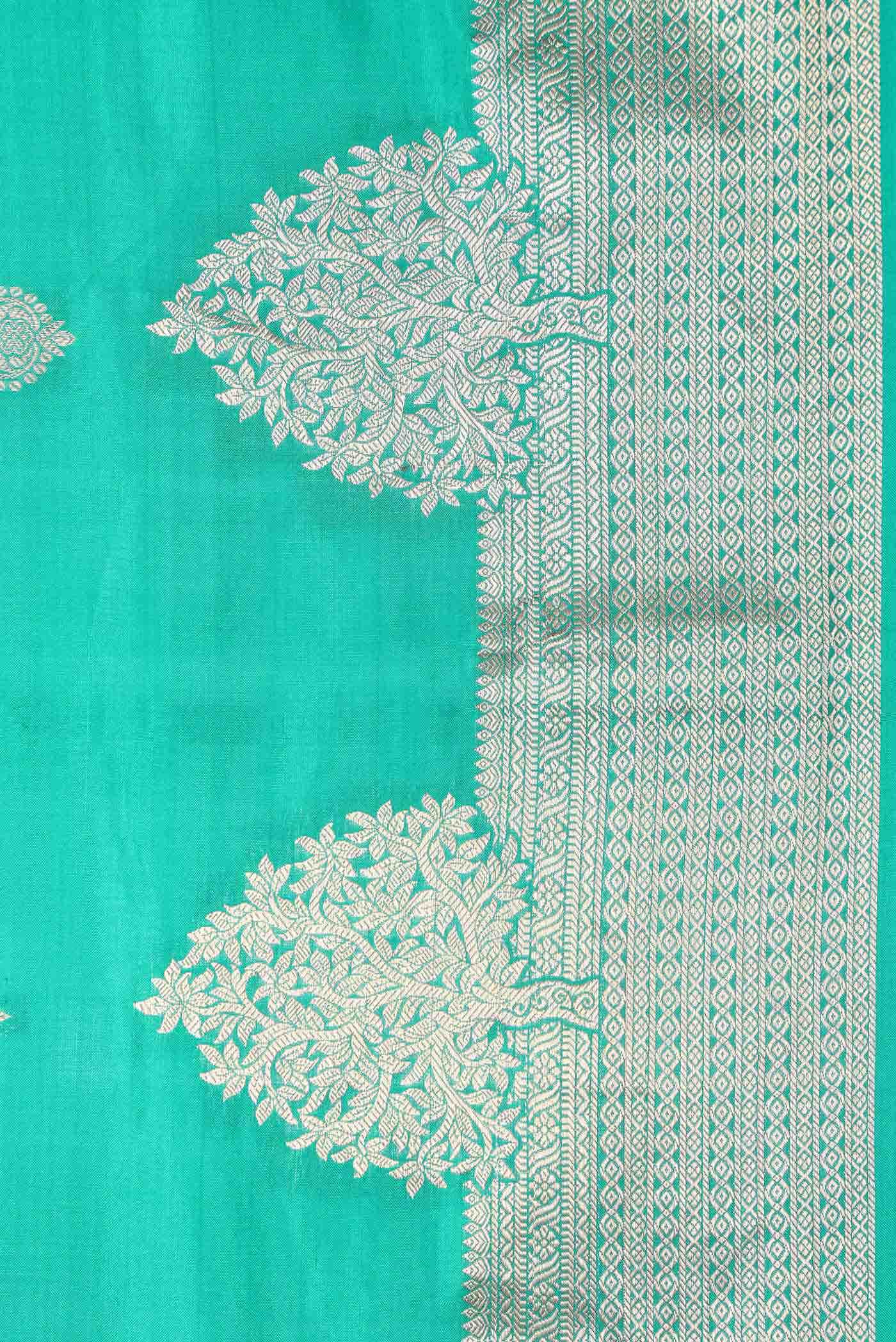 Green Dual Tone Kanchipuram Silk Saree