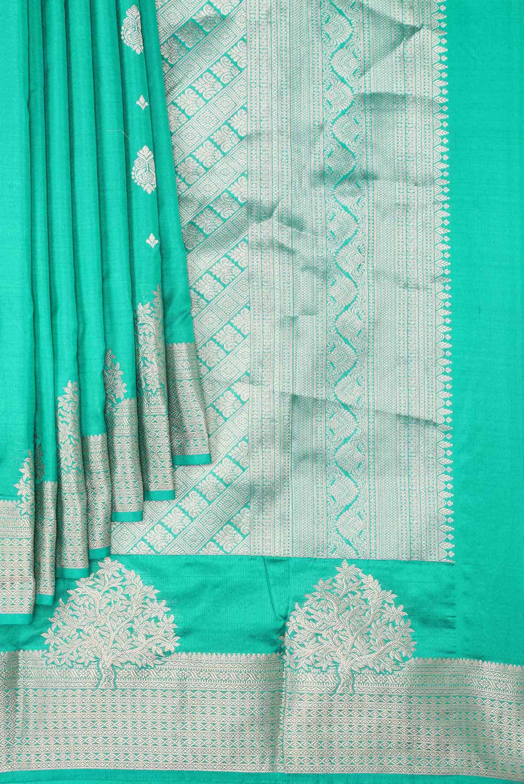 Green Dual Tone Kanchipuram Silk Saree