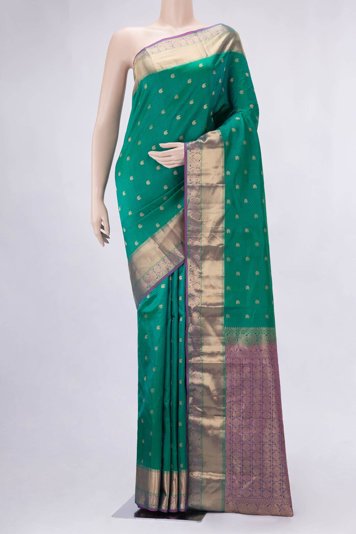 Green Dual Tone Kanchipuram Silk Saree