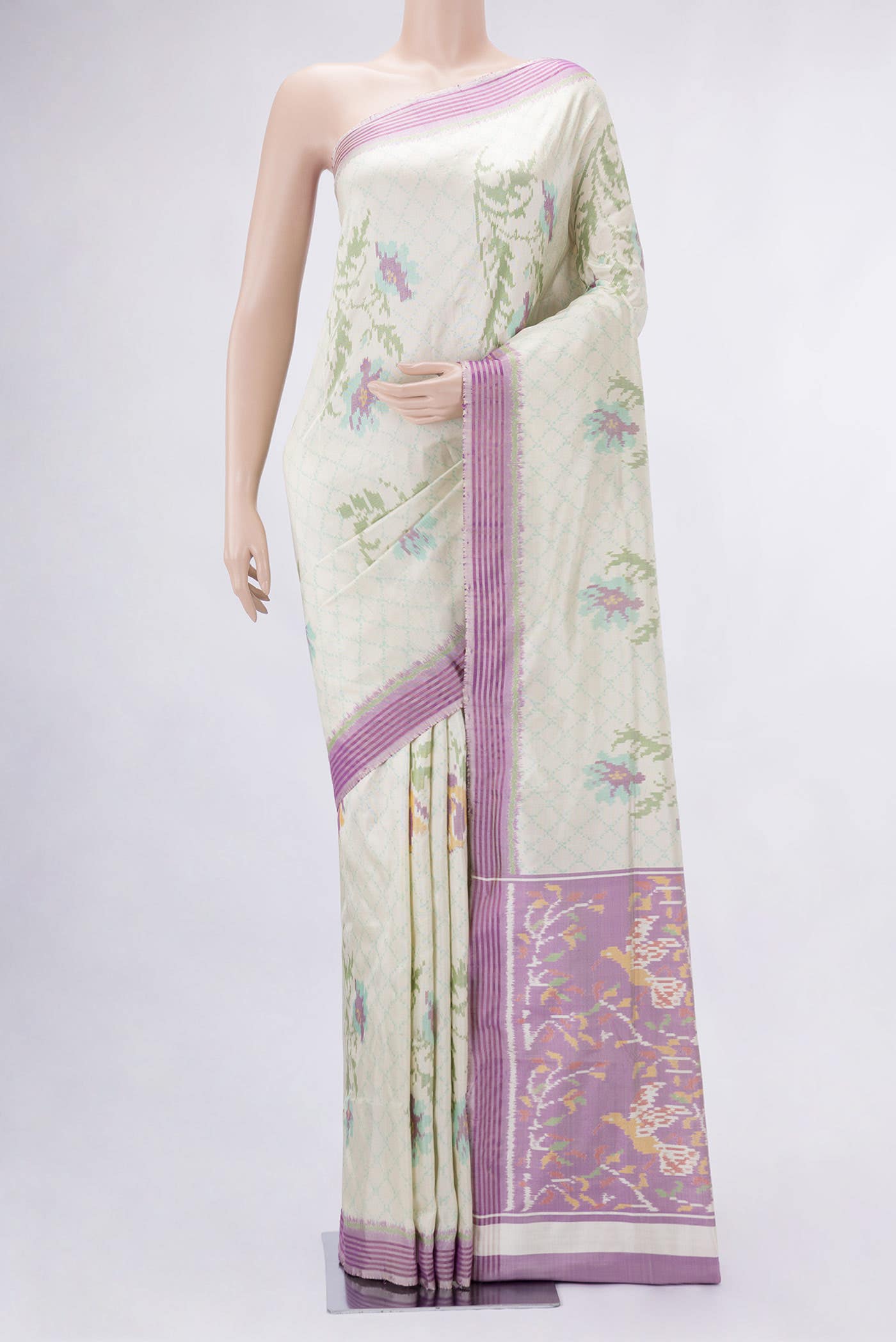 Off White Dual Tone Double Ikat Saree
