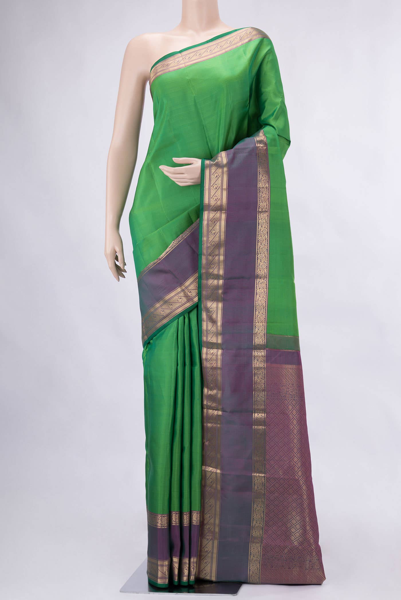 Green Dual Tone Kanchipuram Silk Saree