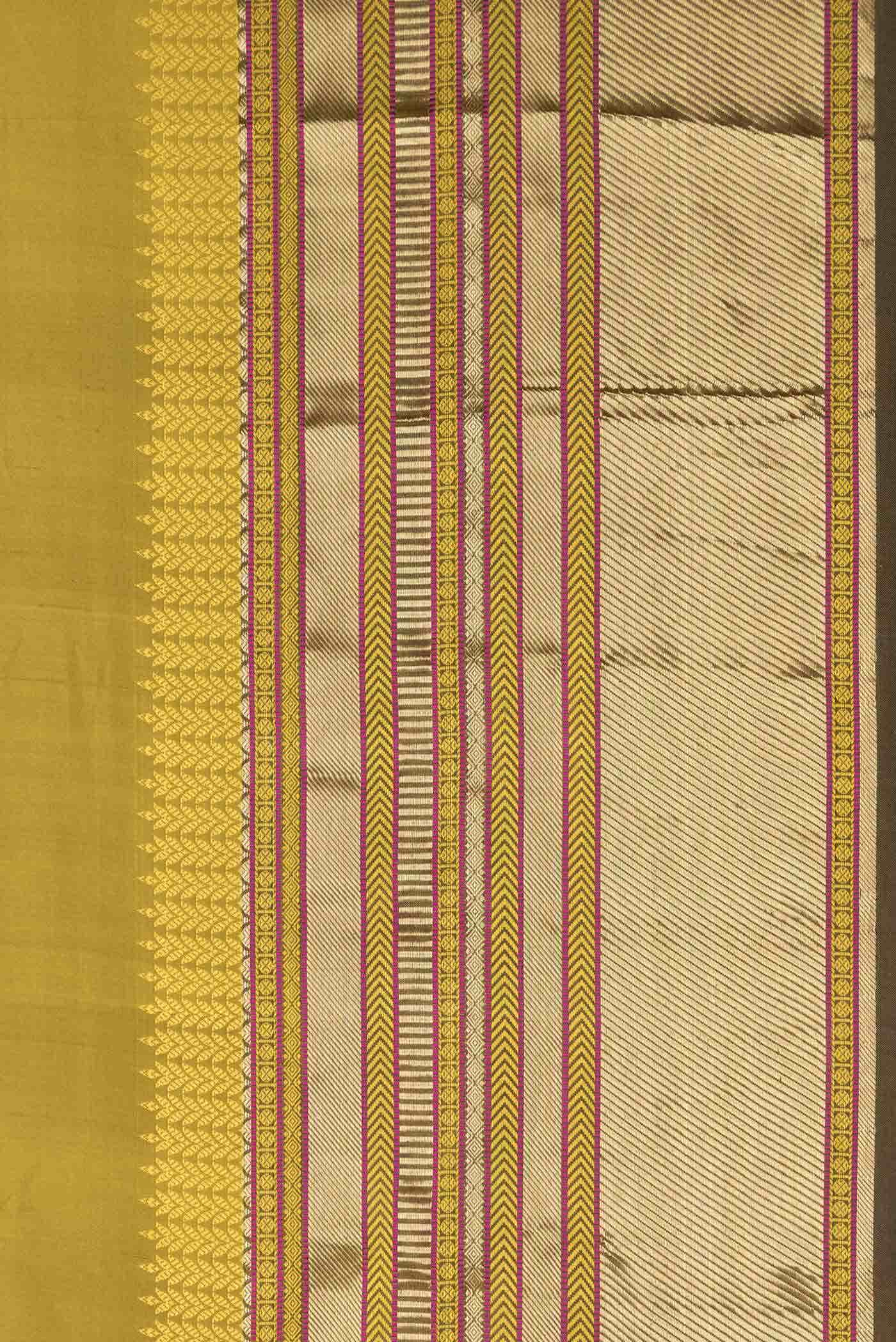 Mehandi Green Dual Tone Kanchipuram Silk Saree