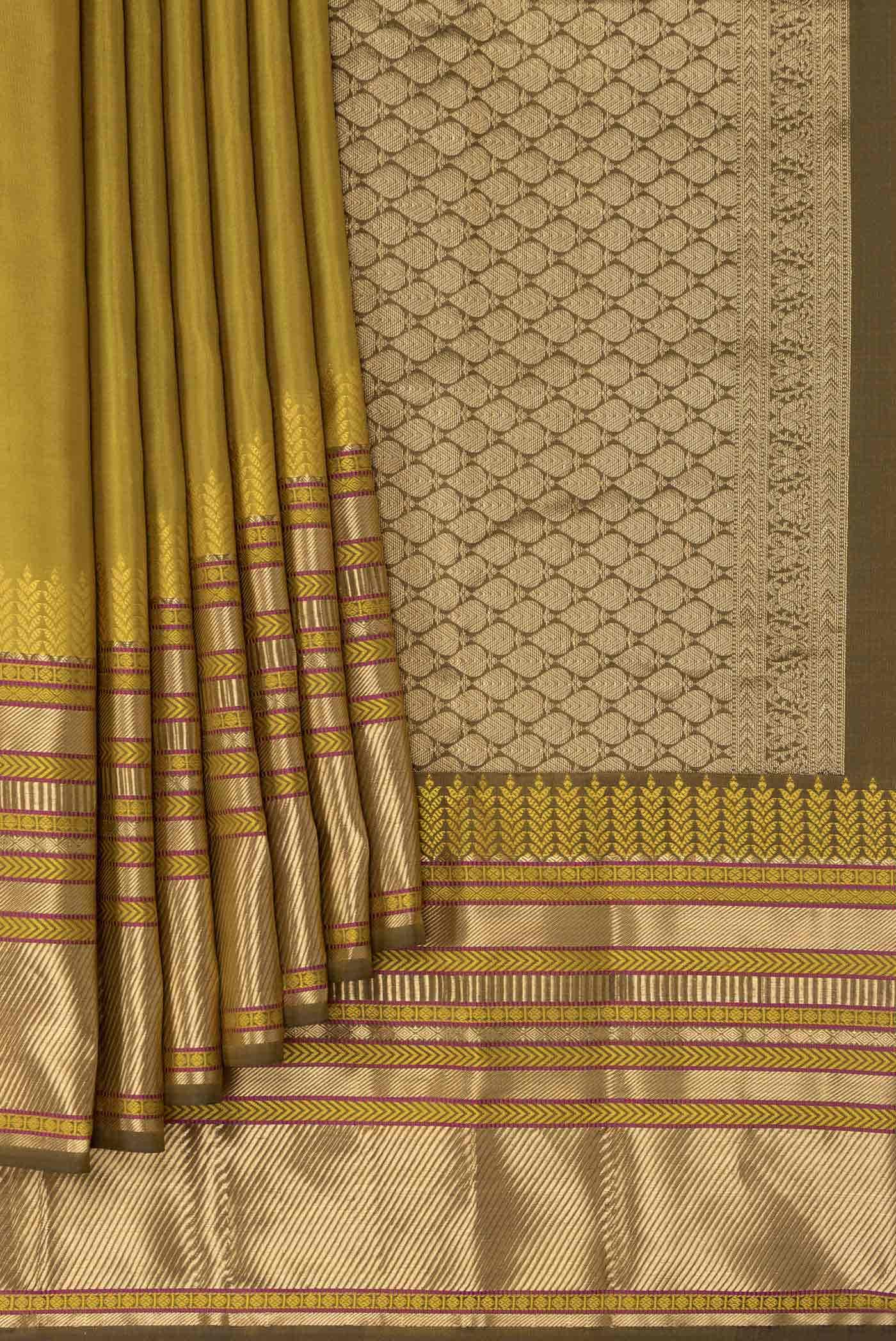 Mehandi Green Dual Tone Kanchipuram Silk Saree