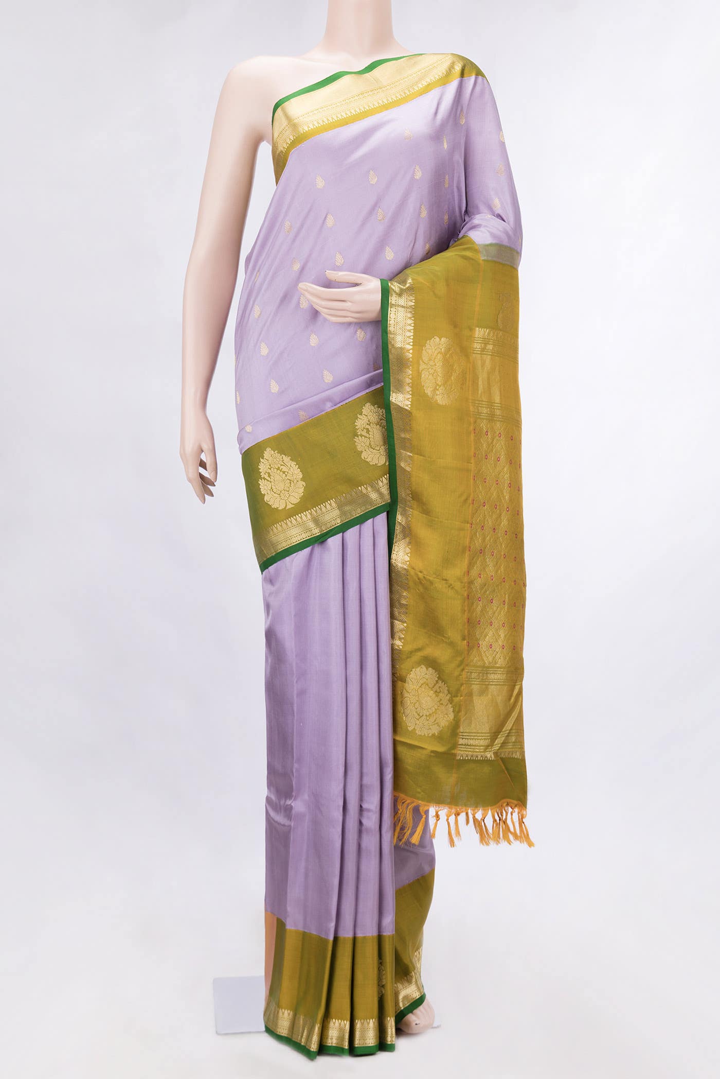 Lavender Dual Tone Gadwal Silk Saree