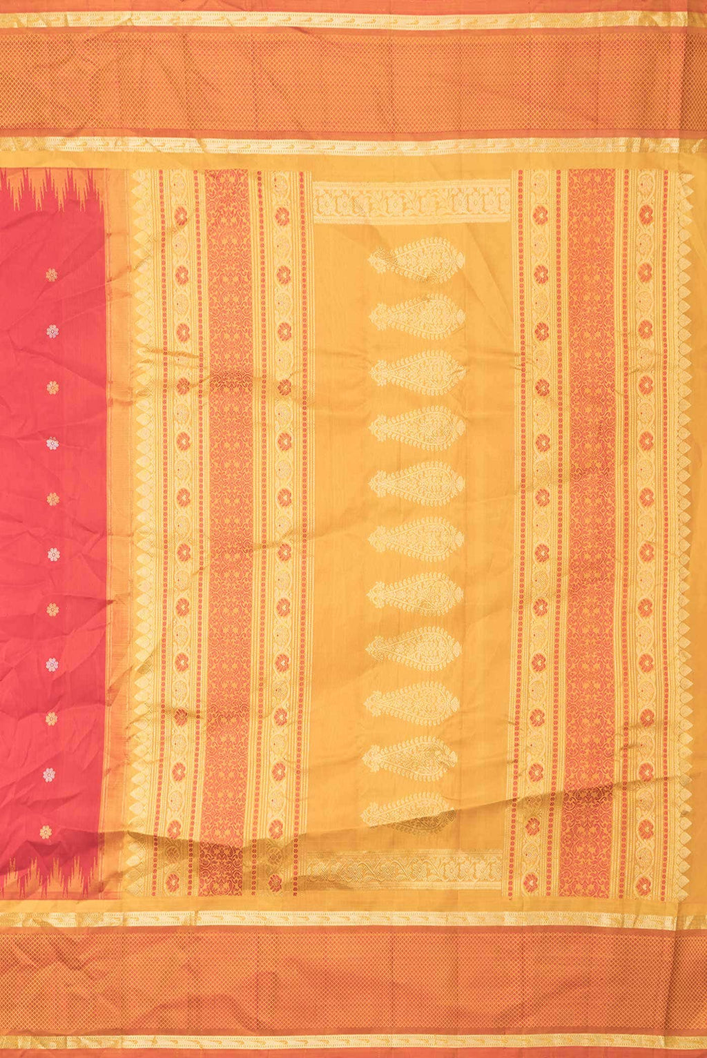 Red Dual Tone Gadwal Silk Saree