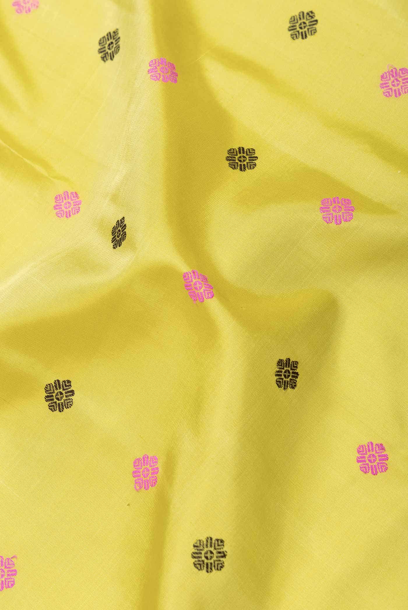 Lemon Yellow Dual Tone Gadwal Silk Saree