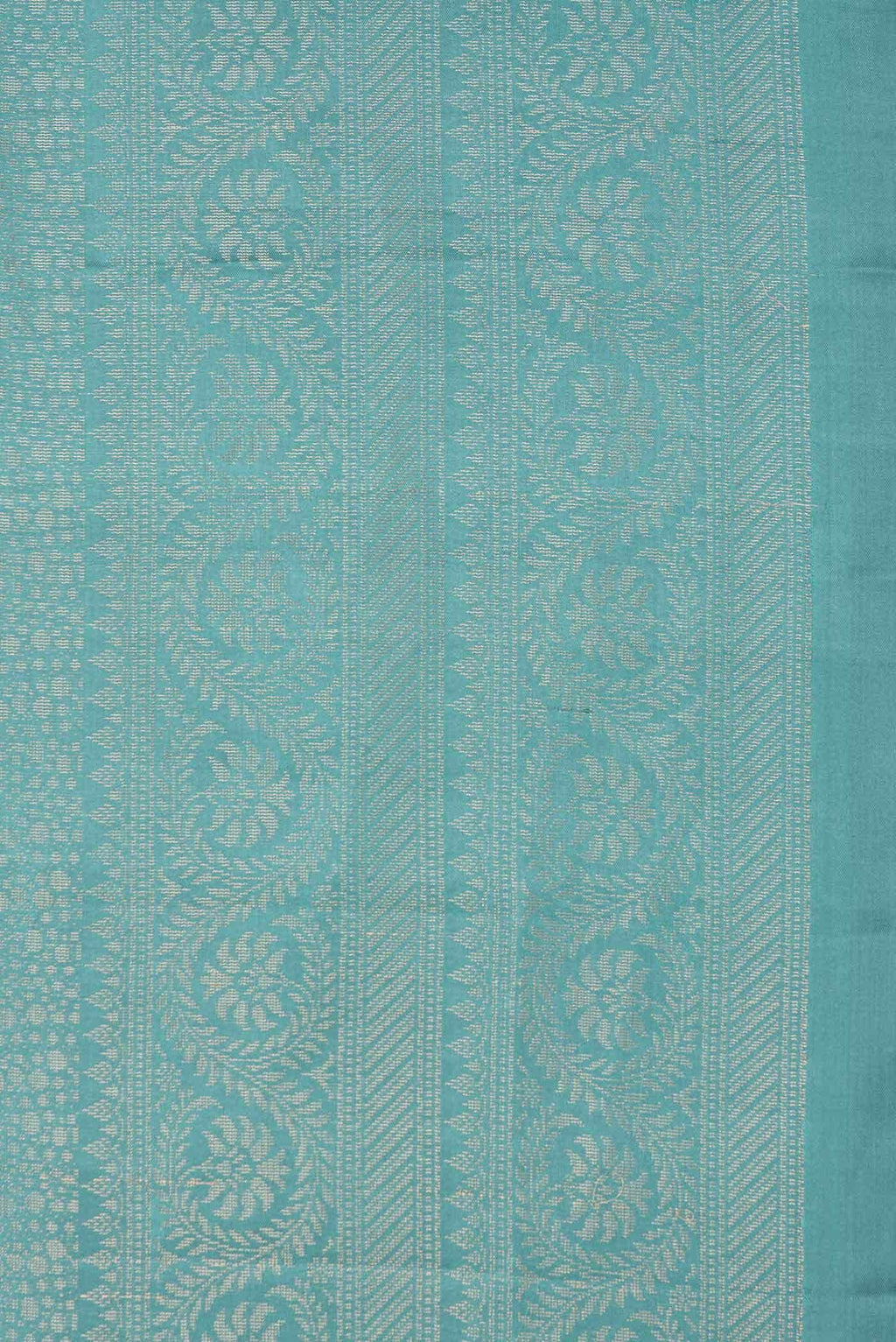 Green Dual Tone Soft Silk Saree