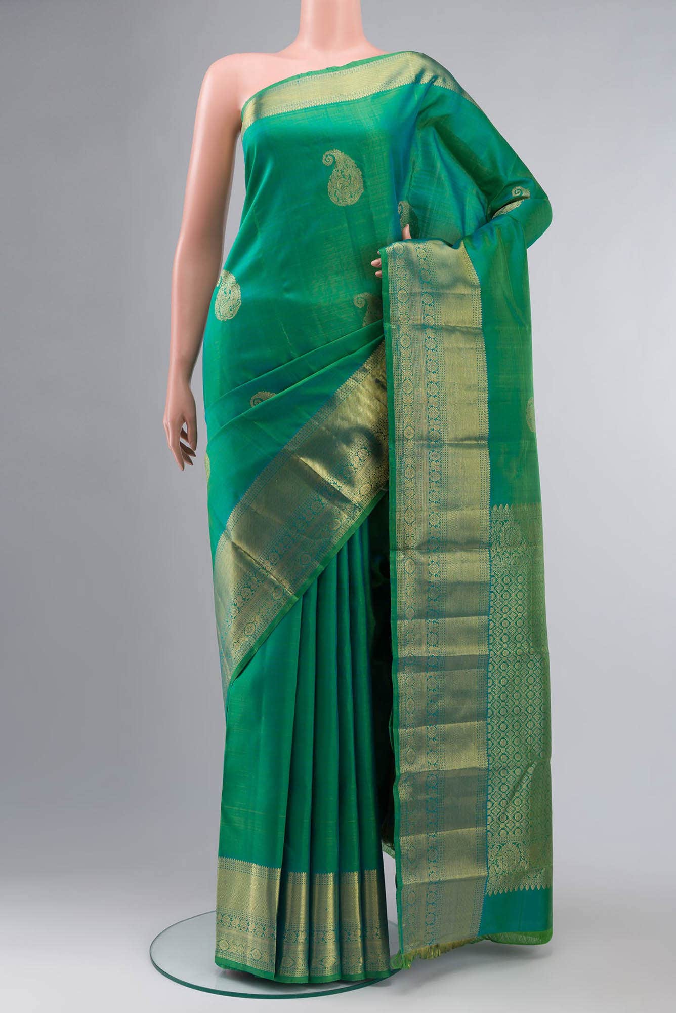 Green Dual Tone Kanchipuram Silk Saree