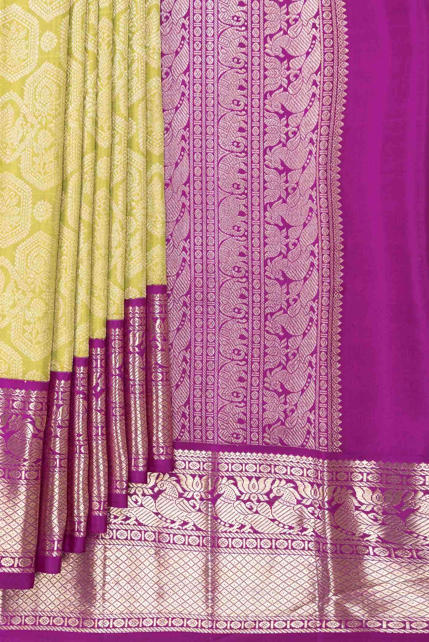 Mehandi Green Dual Tone Kanchipuram Silk Saree