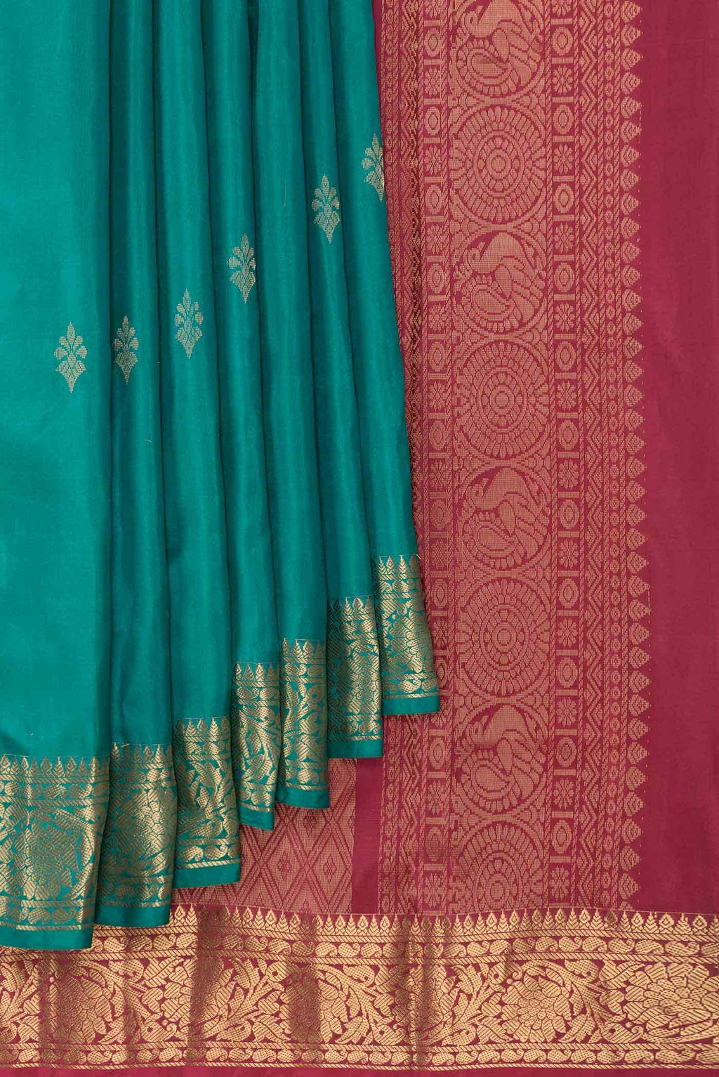 Green Dual Tone Kanchipuram Silk Saree