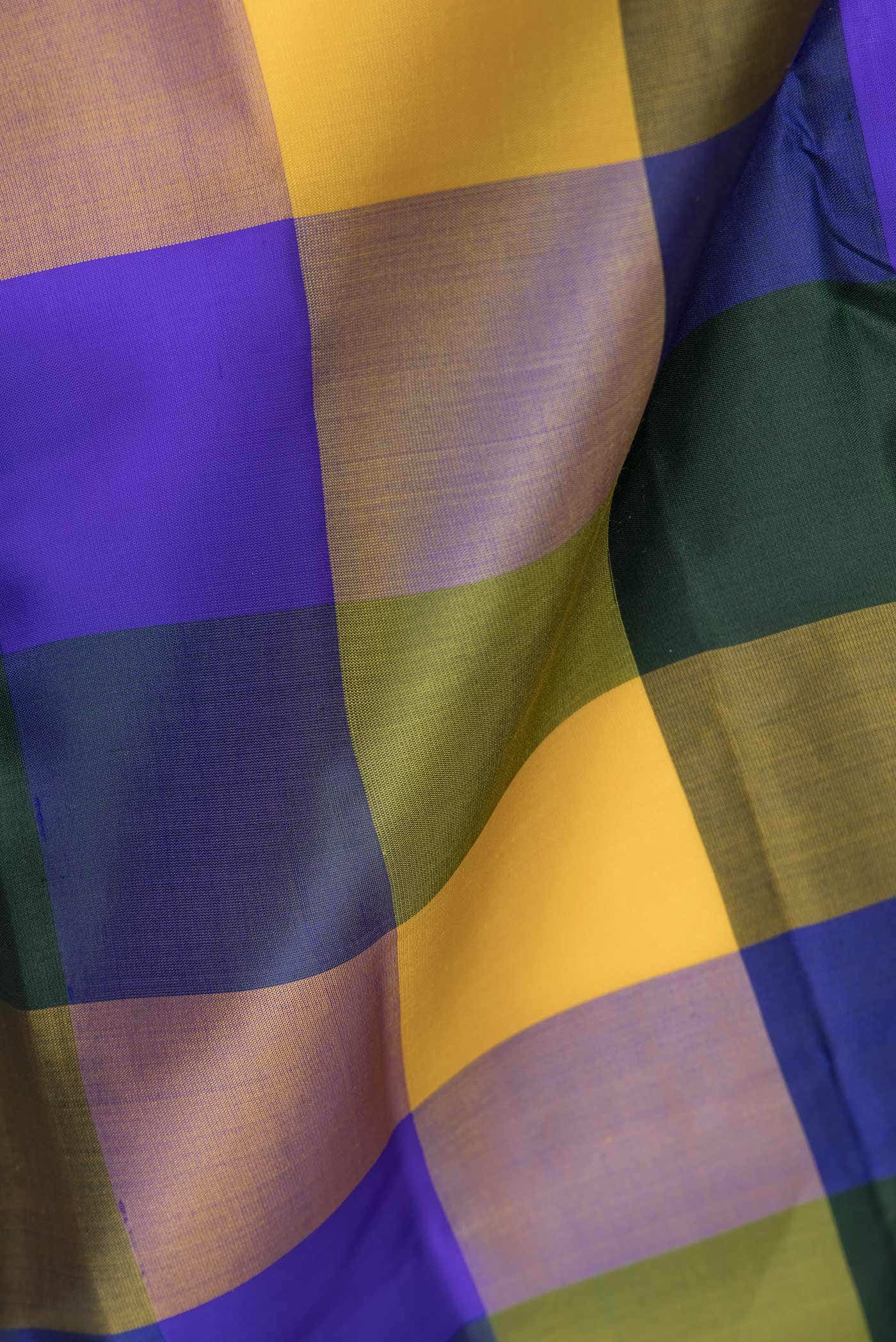 Bottle Green Navy Blue and Yellow Dual Tone Kanchipuram Silk Saree