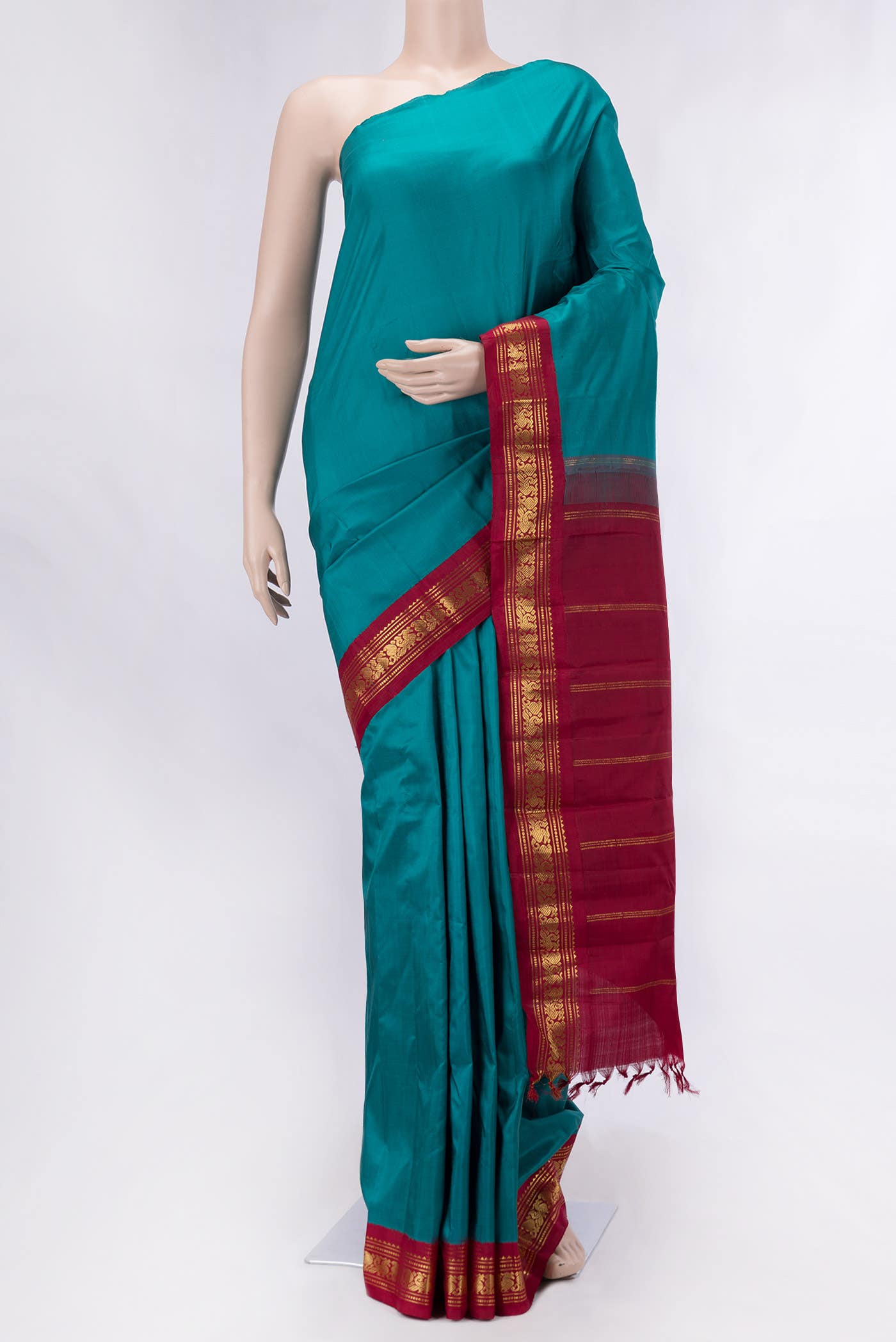 Pure Silk Pure Zari Green Dual Tone Kanchipuram Saree