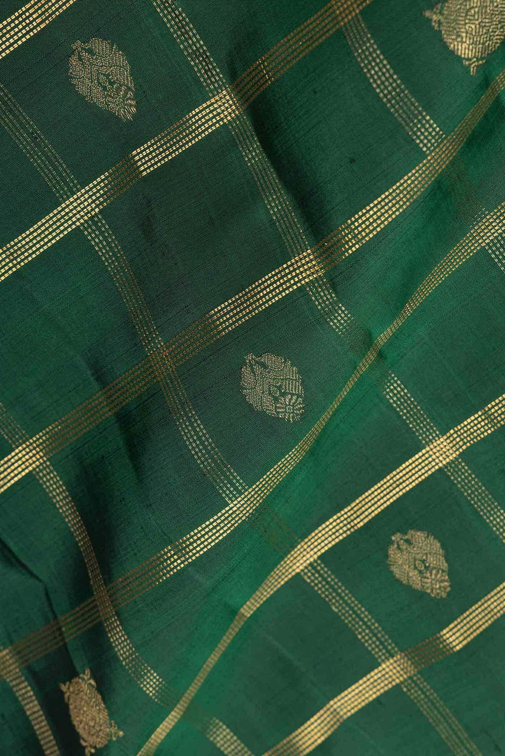 Pure Silk Pure Zari Green Dual Tone Kanchipuram Saree