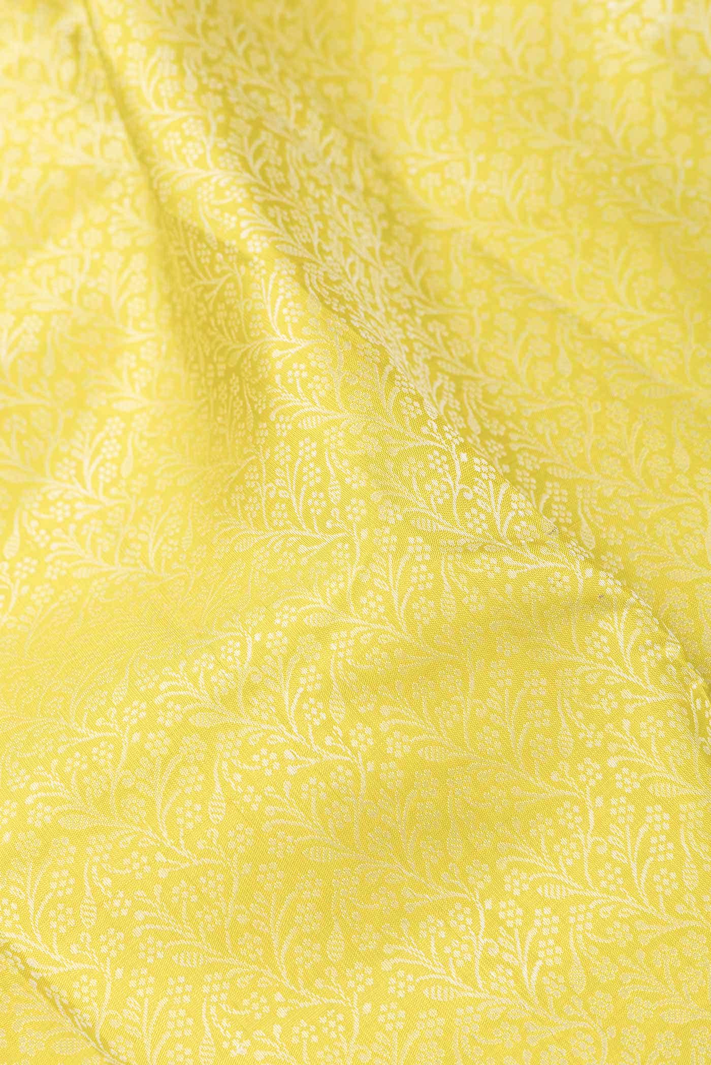 Pure Silk Pure Zari Parrot Green Dual Tone Kanchipuram Saree