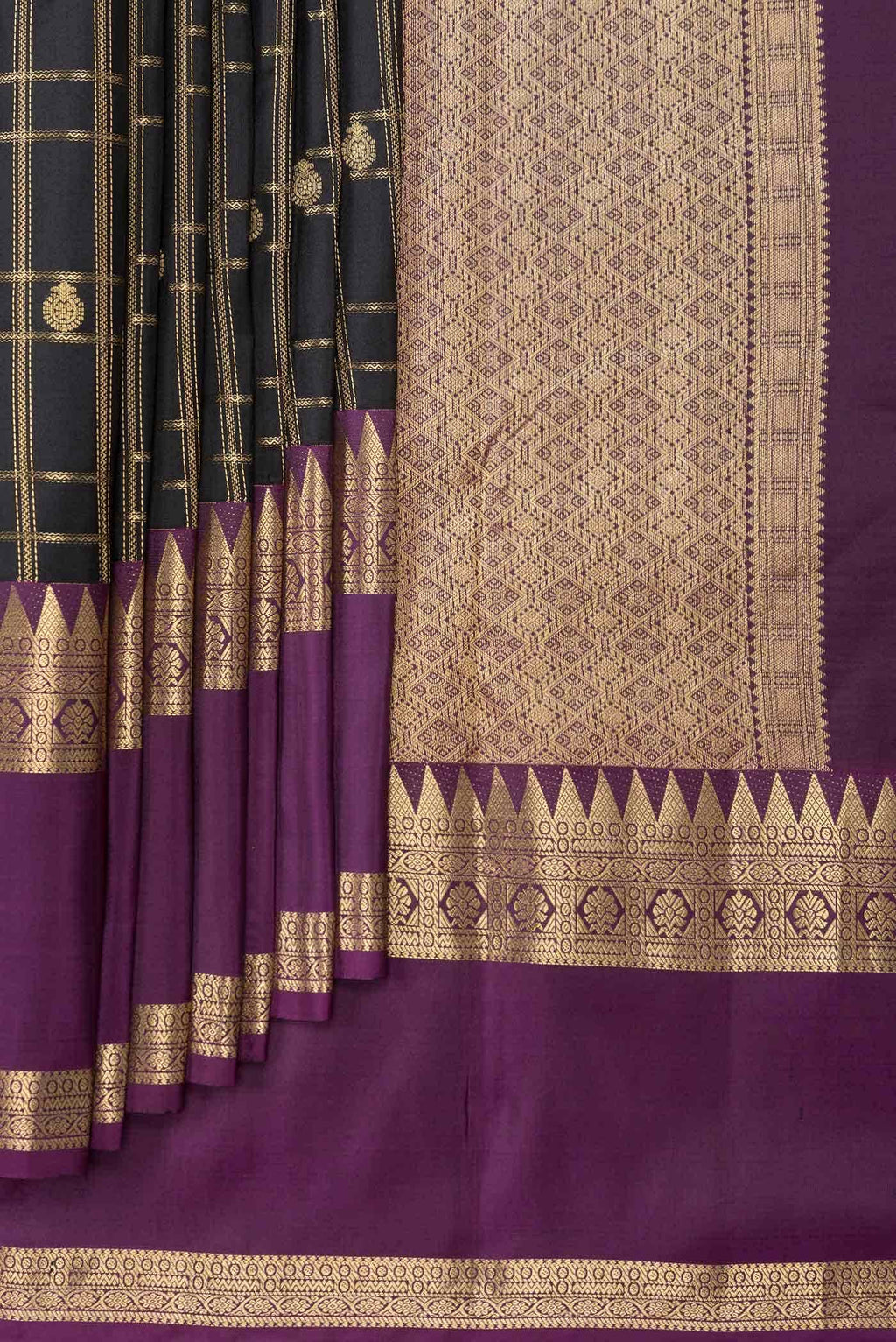 Black Dual Tone Kanchipuram Silk Saree