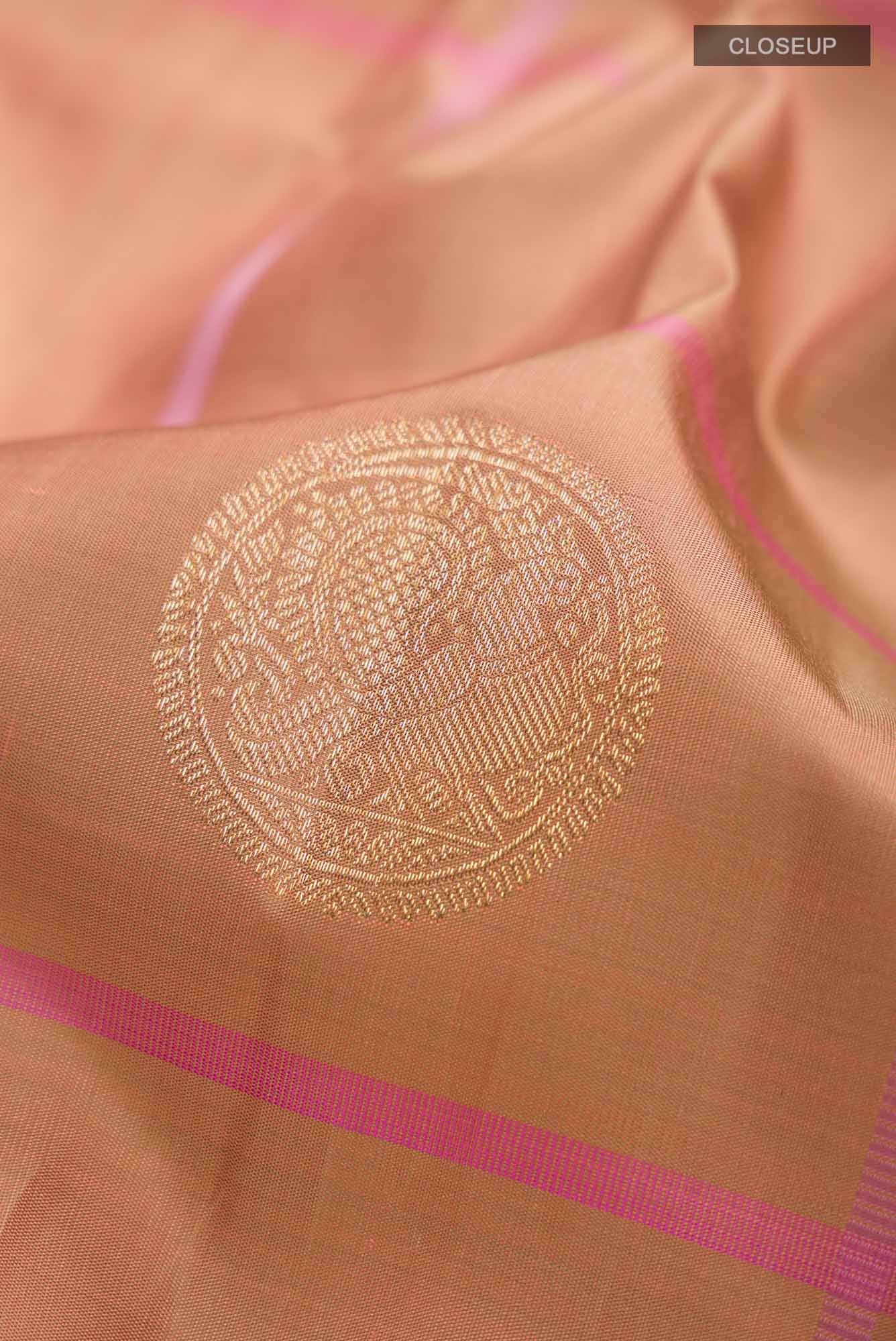 Peach with Green Dual Tone Kanchipuram Silk Saree