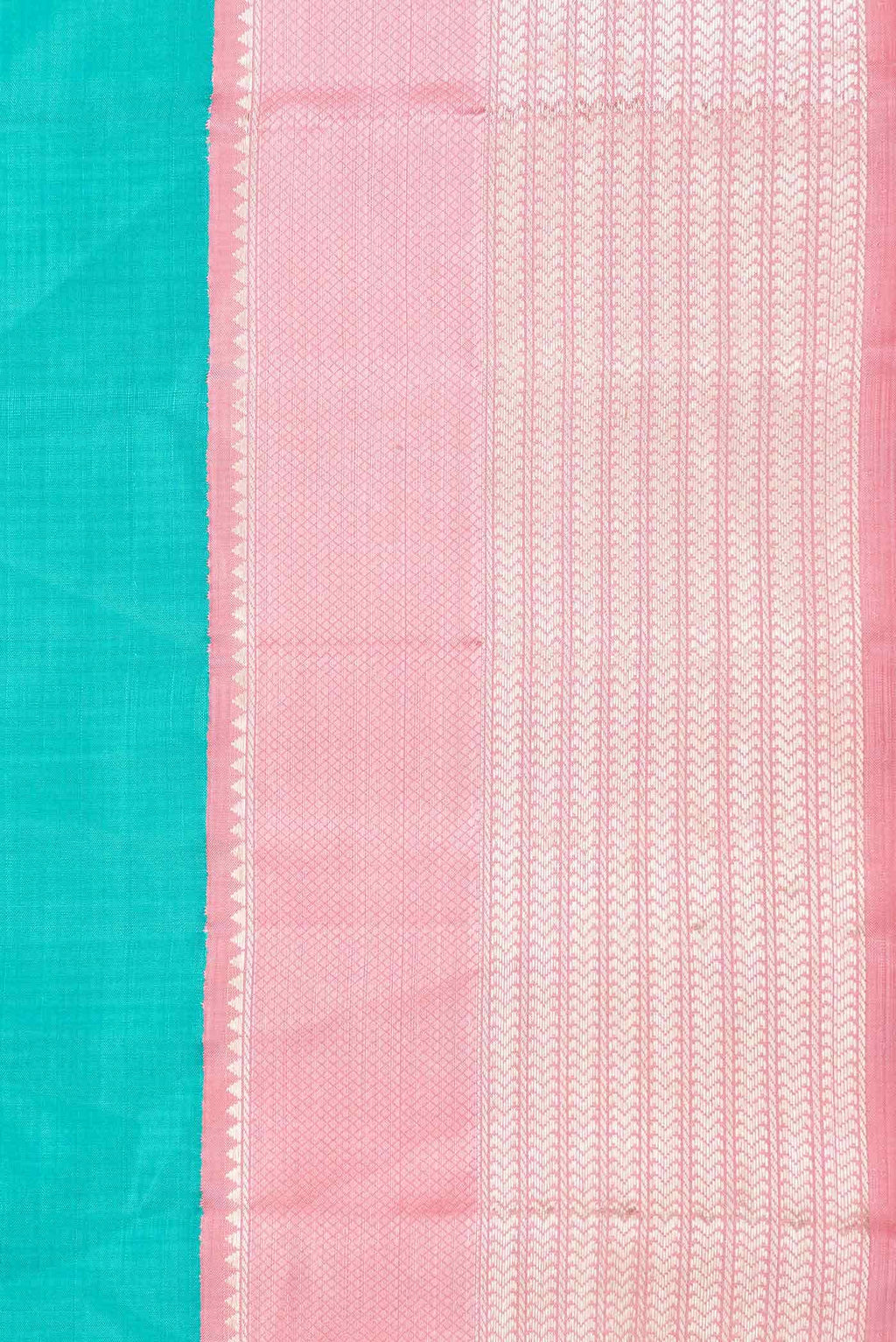 Green Dual Tone Kanchipuram Silk Saree