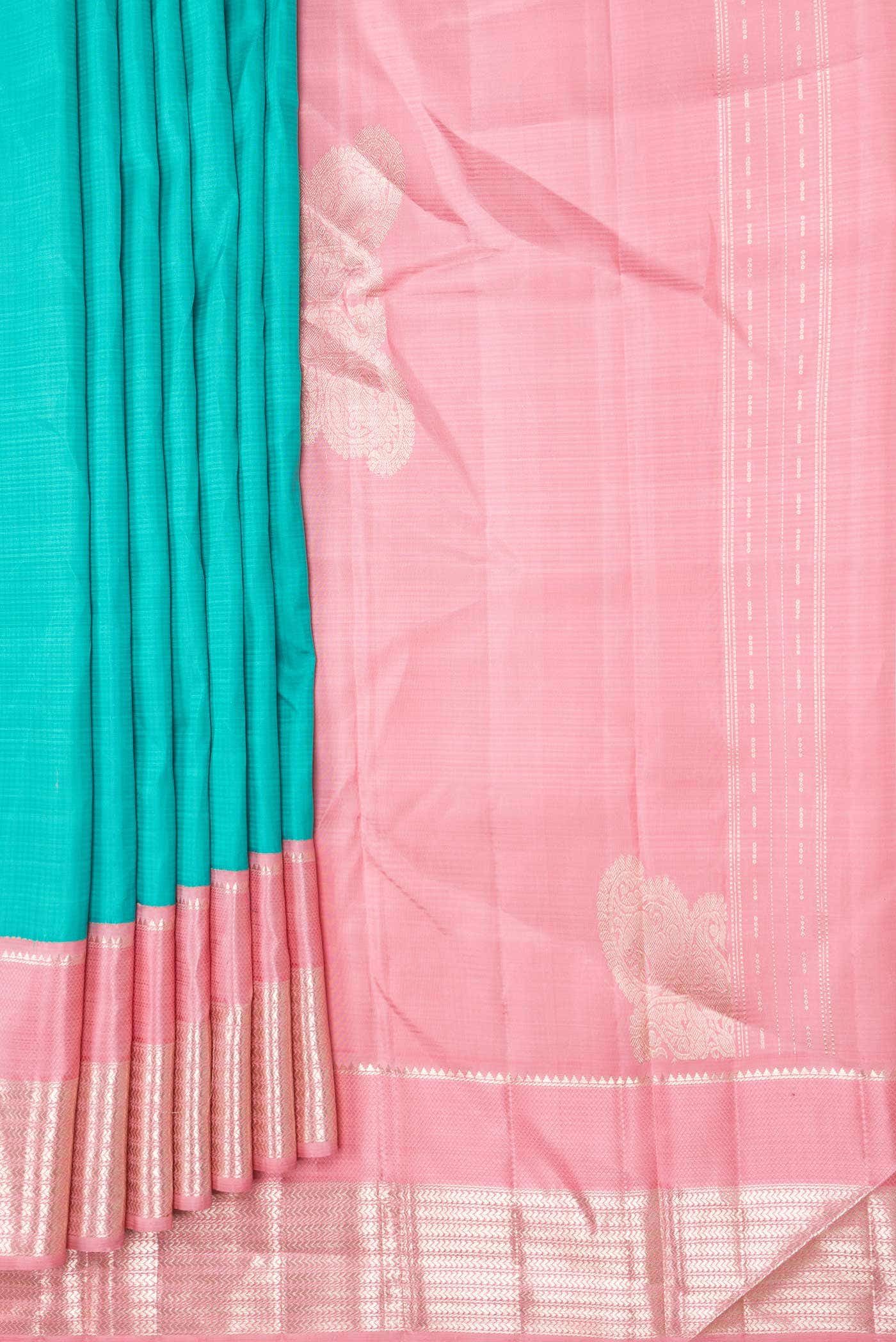 Green Dual Tone Kanchipuram Silk Saree