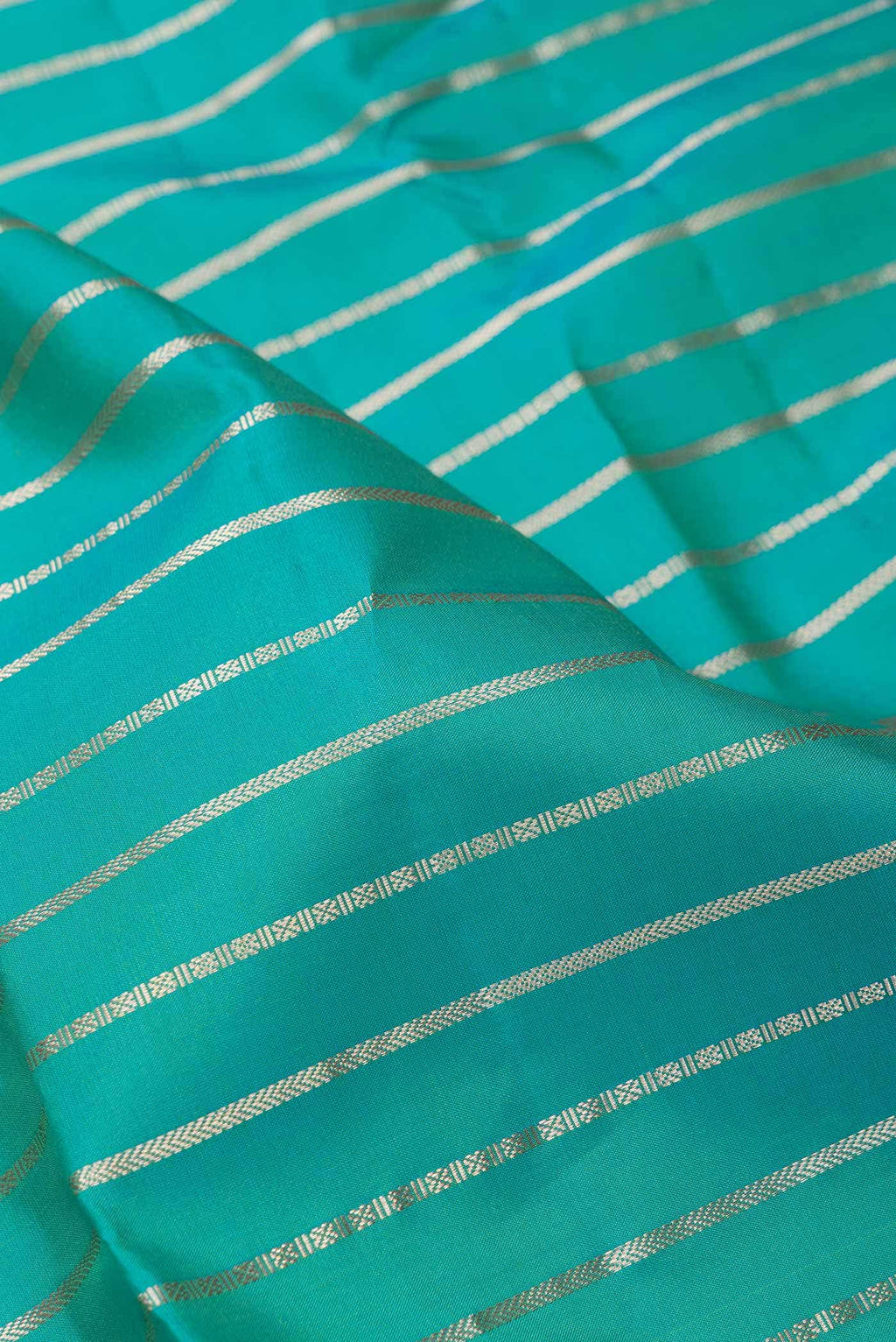 Peacock Blue Dual Tone Kanchipuram Silk Saree