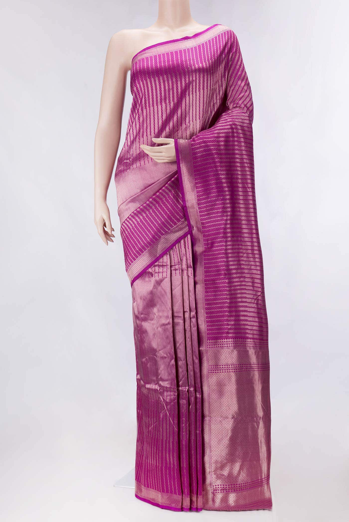 Magenta Dual Tone Banarasi Silk Saree
