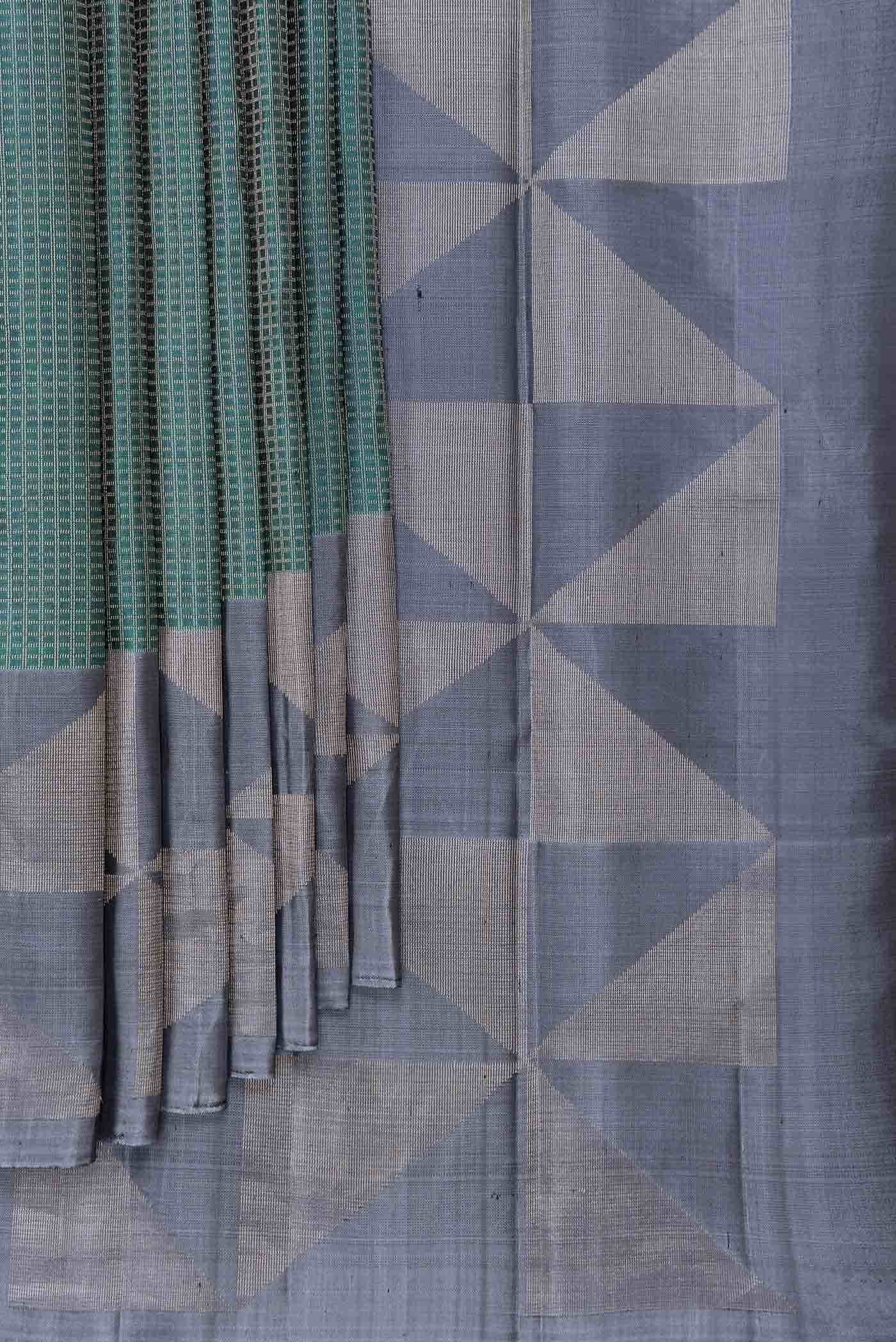 Green Dual Tone Kanchipuram Silk Saree