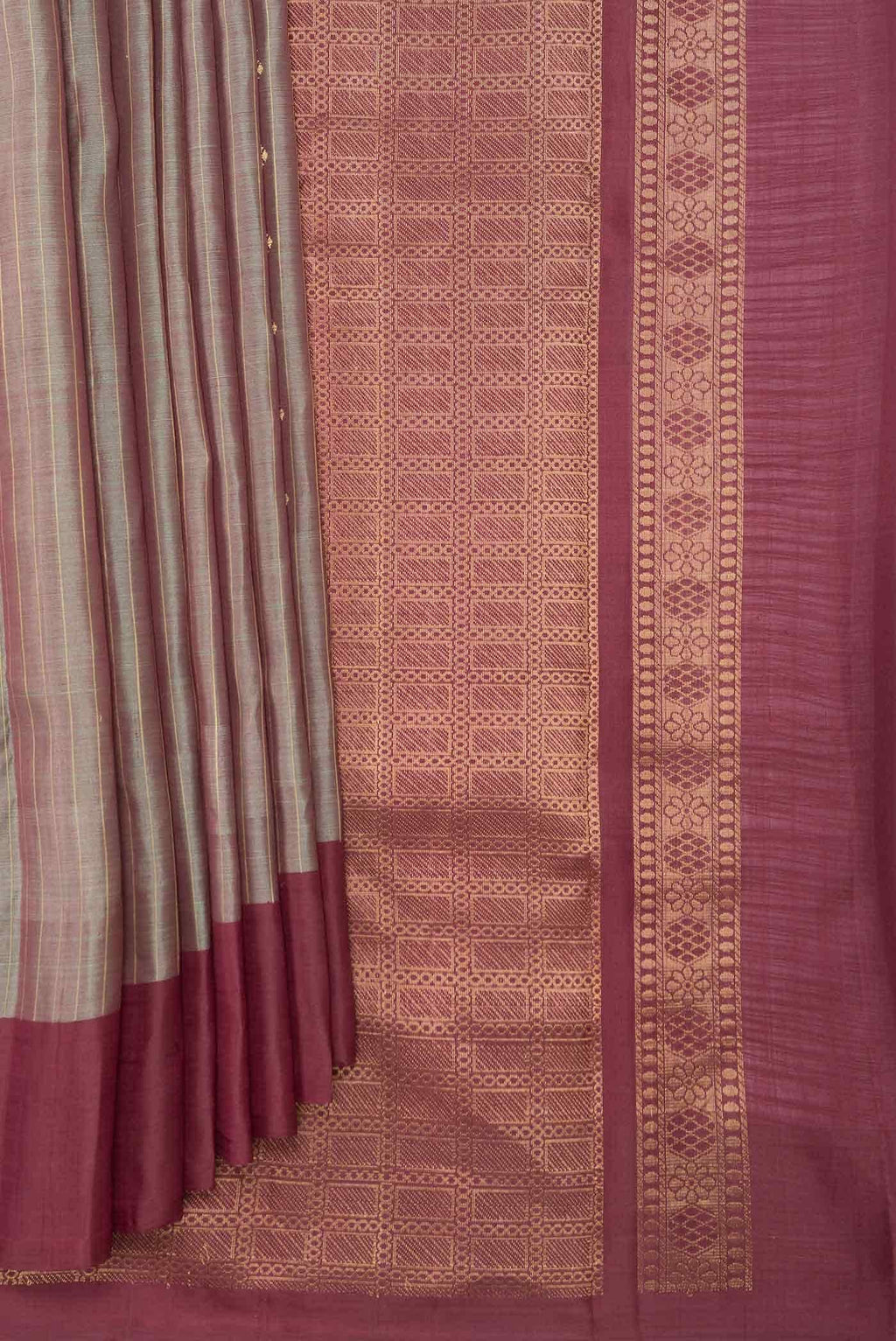 Green Dual Tone Kanchipuram Silk Saree