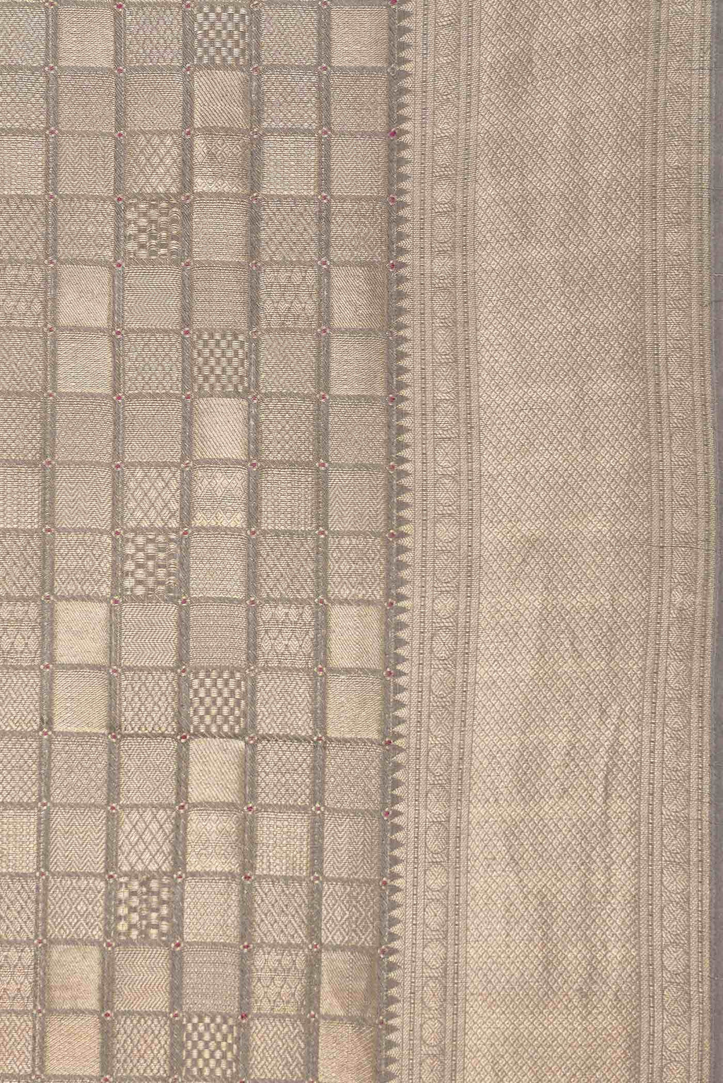 Grey Dual Tone Mysore Georgette Saree