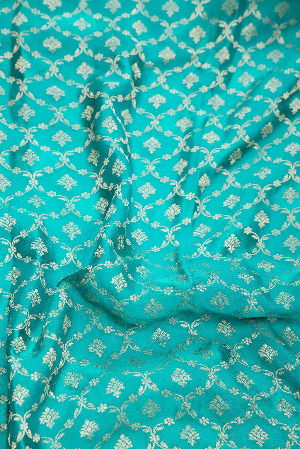 Green Dual Tone Banarasi Georgette Saree