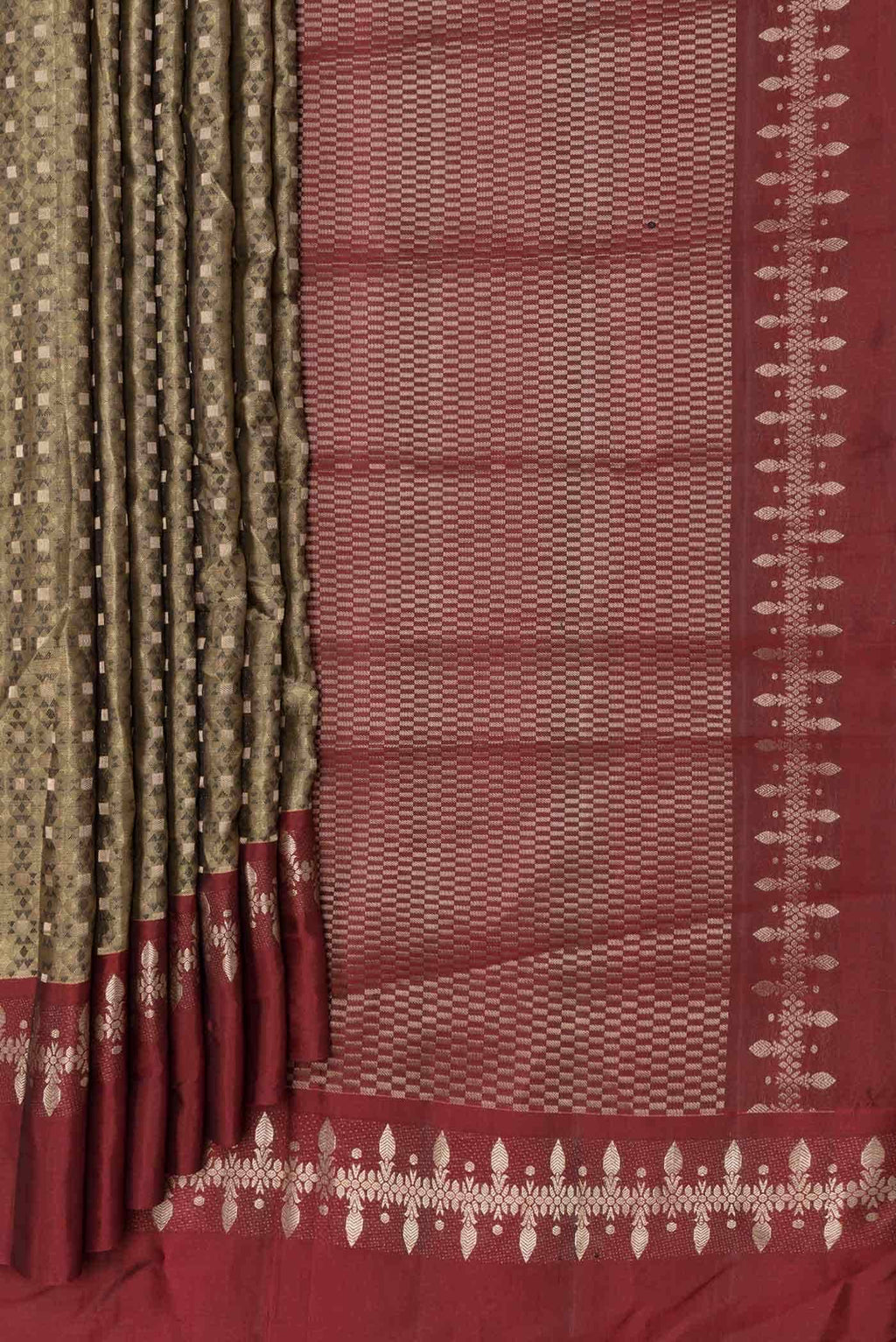 Mehandi Green Dual Tone Soft Silk Saree