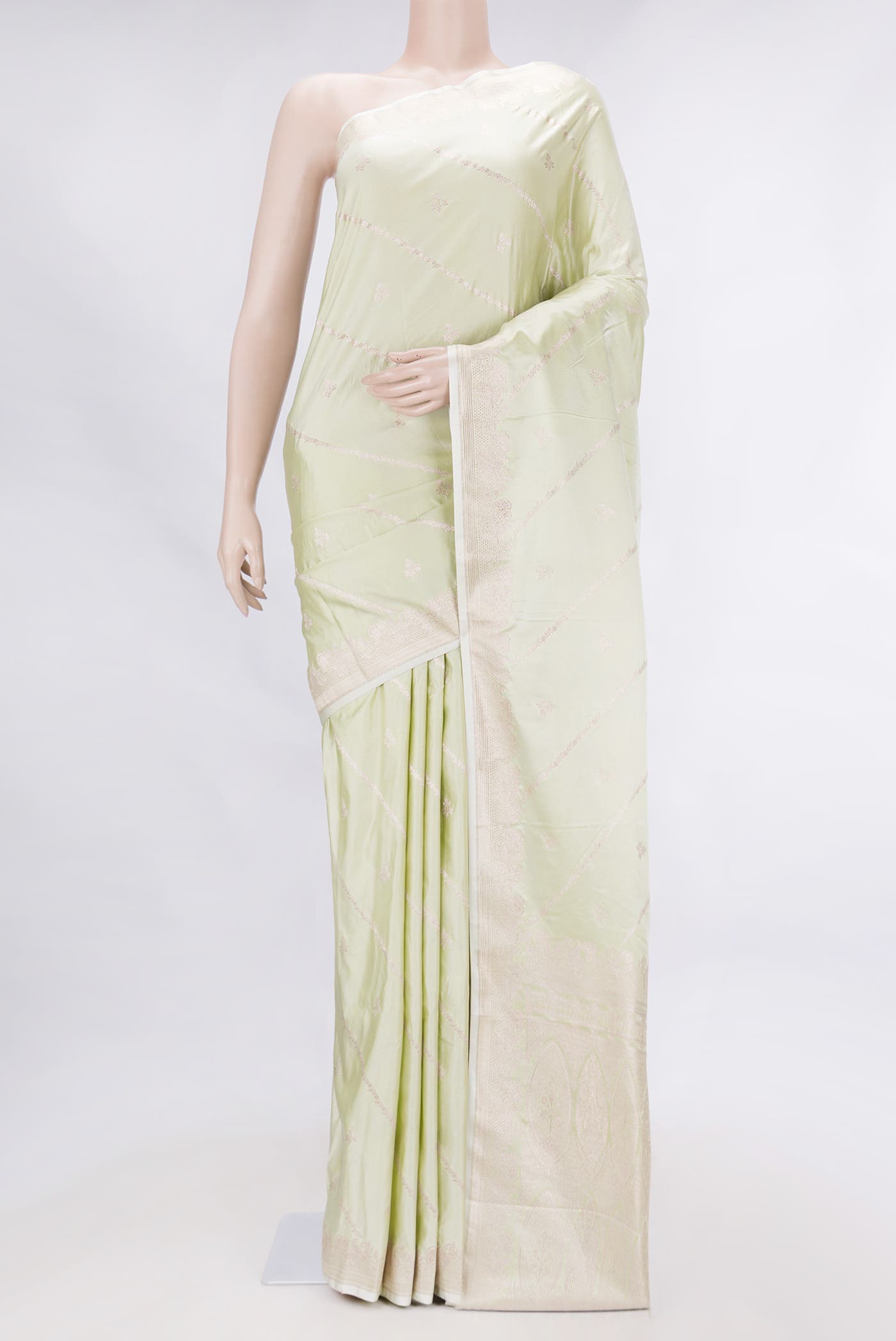 Pista Green Dual Tone Blended Banarasi Silk Saree