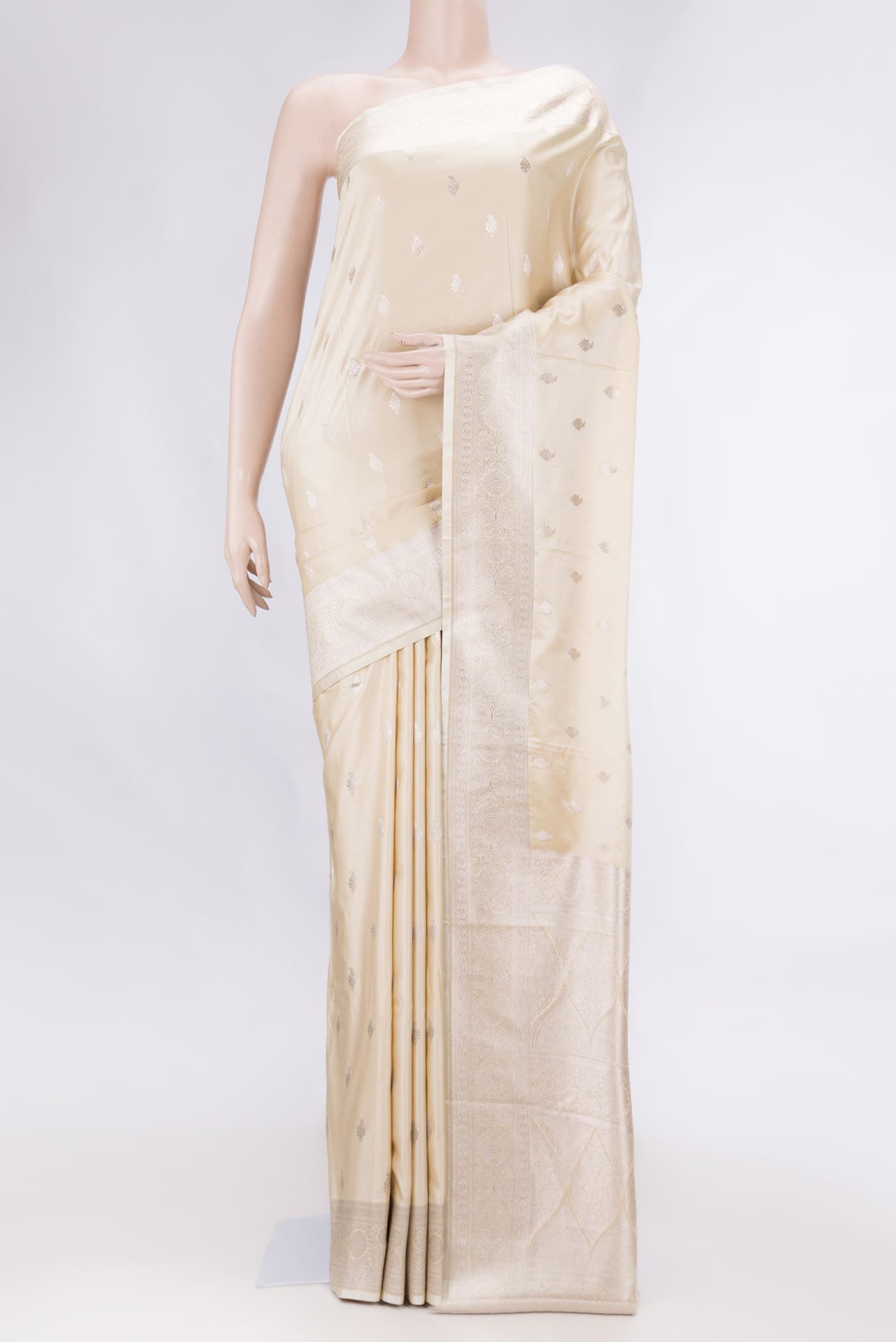 Beige Dual Tone Blended Banarasi Silk Saree