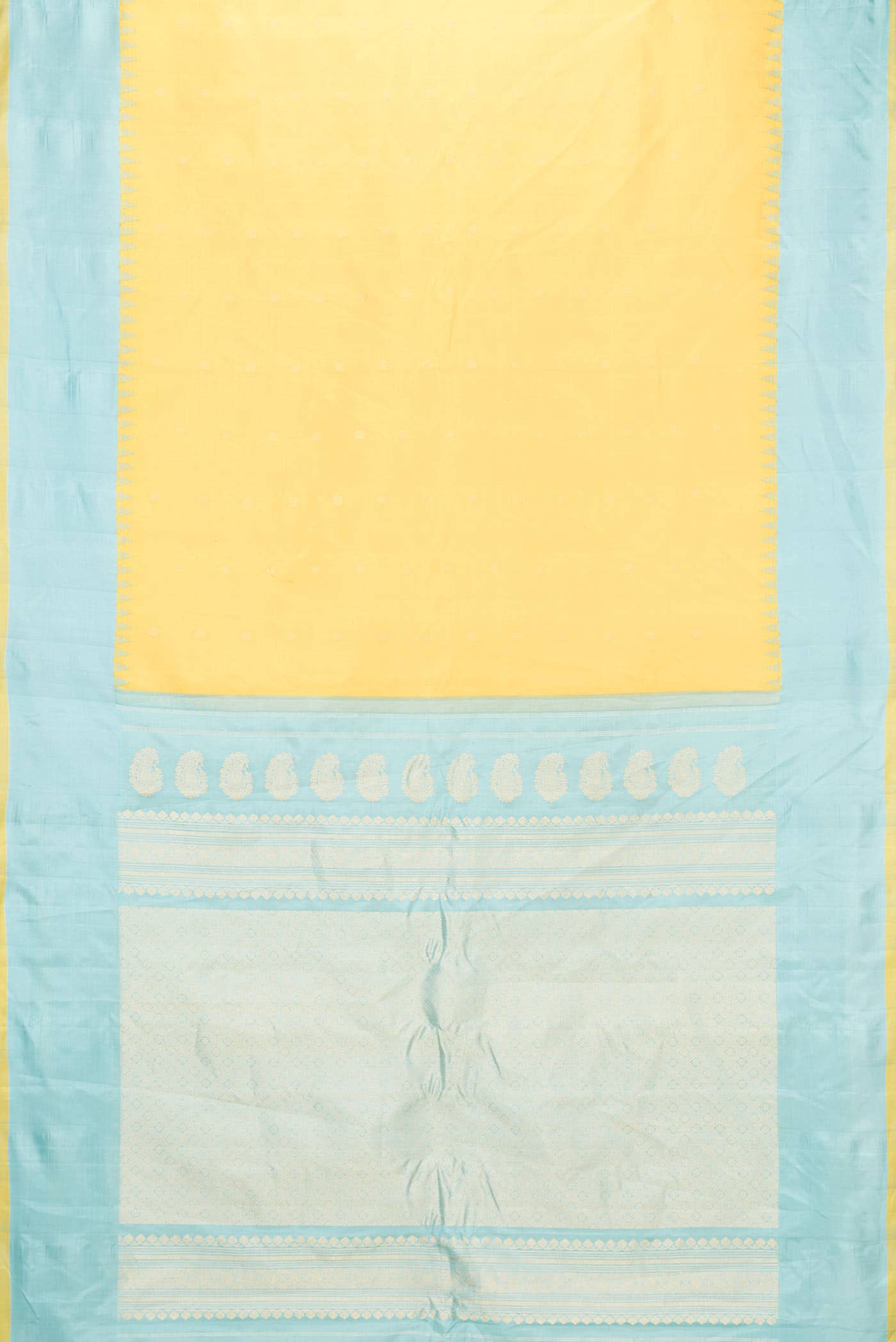 Yellow Dual Tone Gadwal Silk Saree