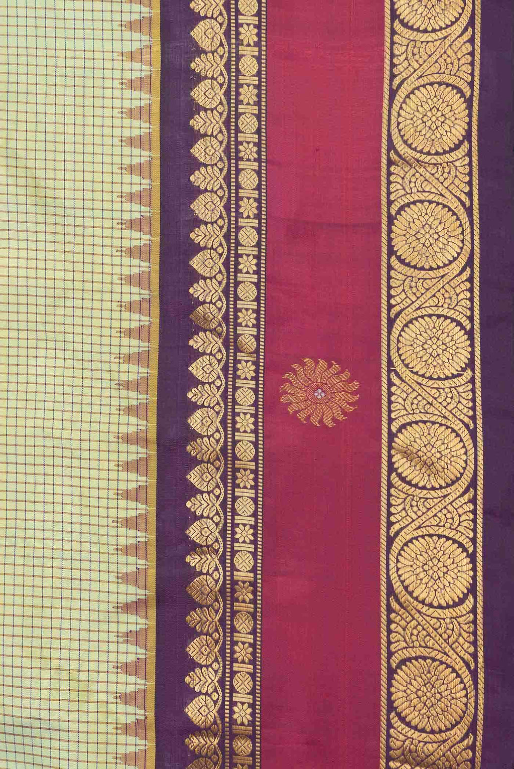 Pink Dual Tone Gadwal Silk Saree