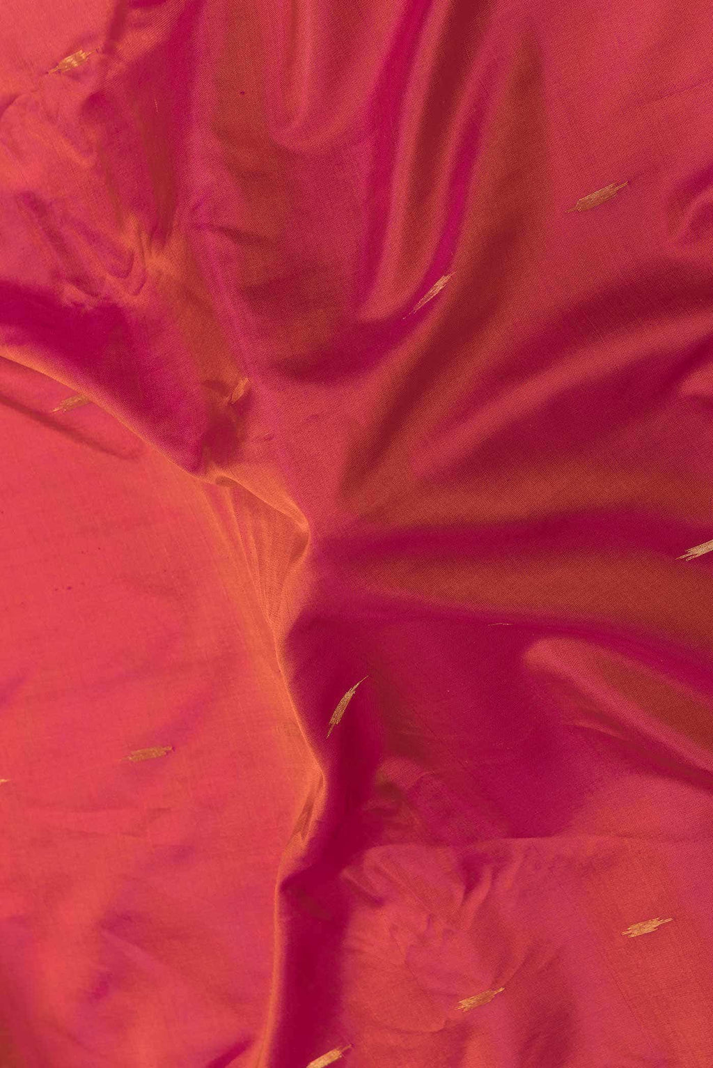 Pink Dual Tone Gadwal Silk Saree