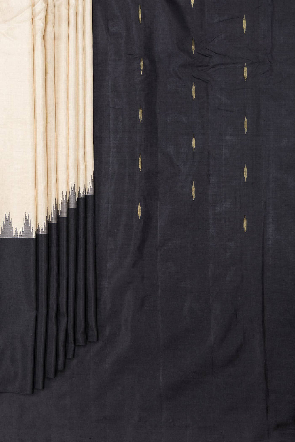 Beige Dual Tone Gadwal Silk Saree