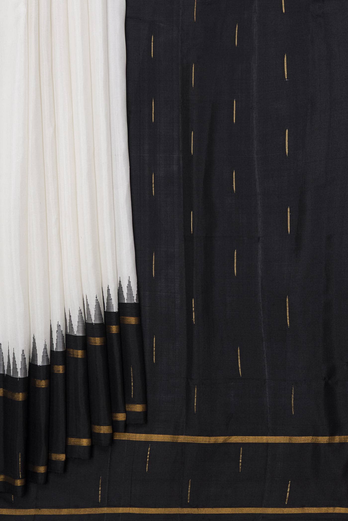 Off White Gadwal Silk Saree